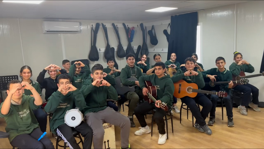 Hataylı Öğrencilerden Başkan Çavuşoğlu’na Duygu Yüklü Mesaj (2)