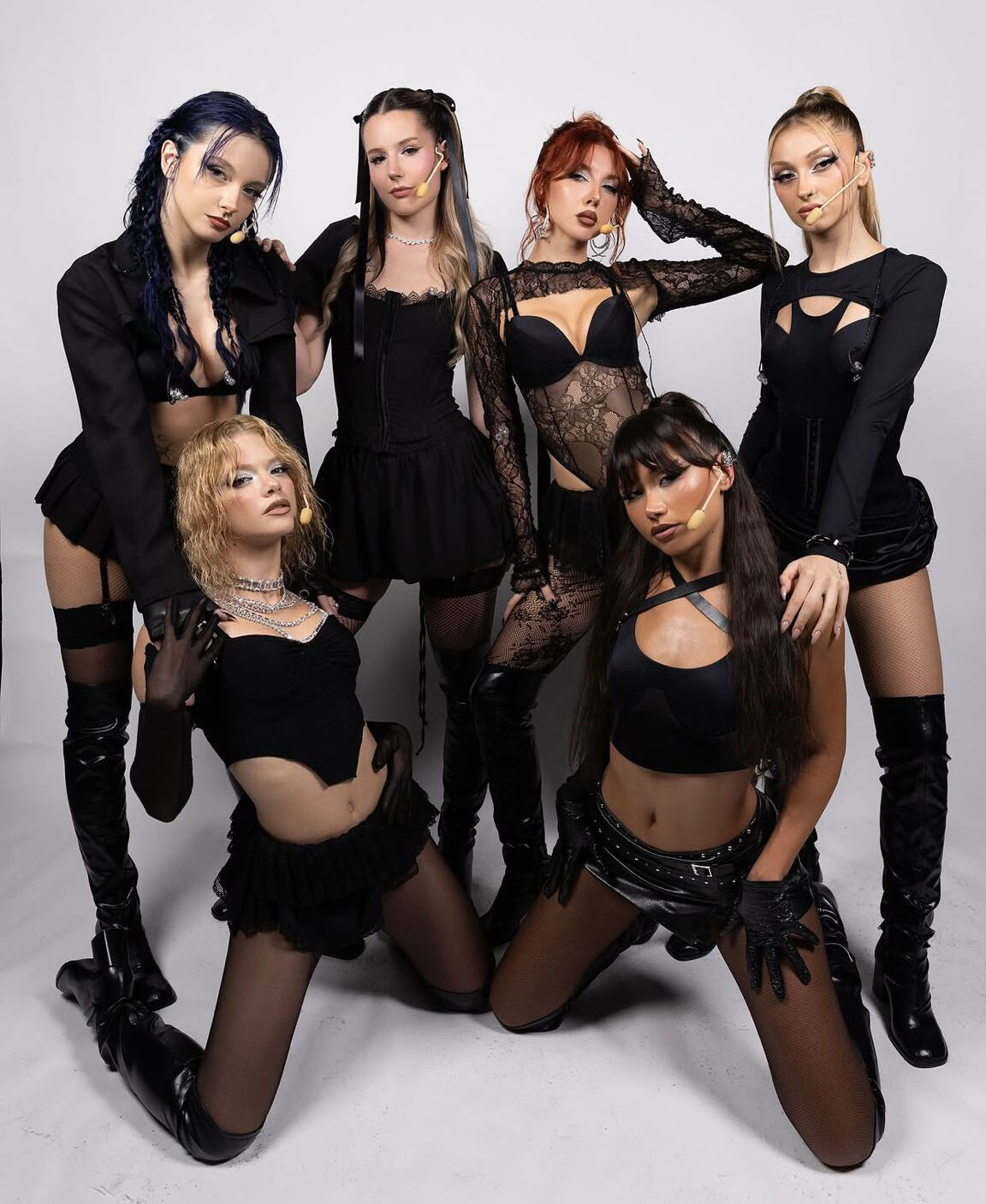 Hepsi Grubunun Eski Üyelerinden Cemre Kemer'den Manifest Yorumu Eninde Sonunda Doğrusunu Bulurlar (1)