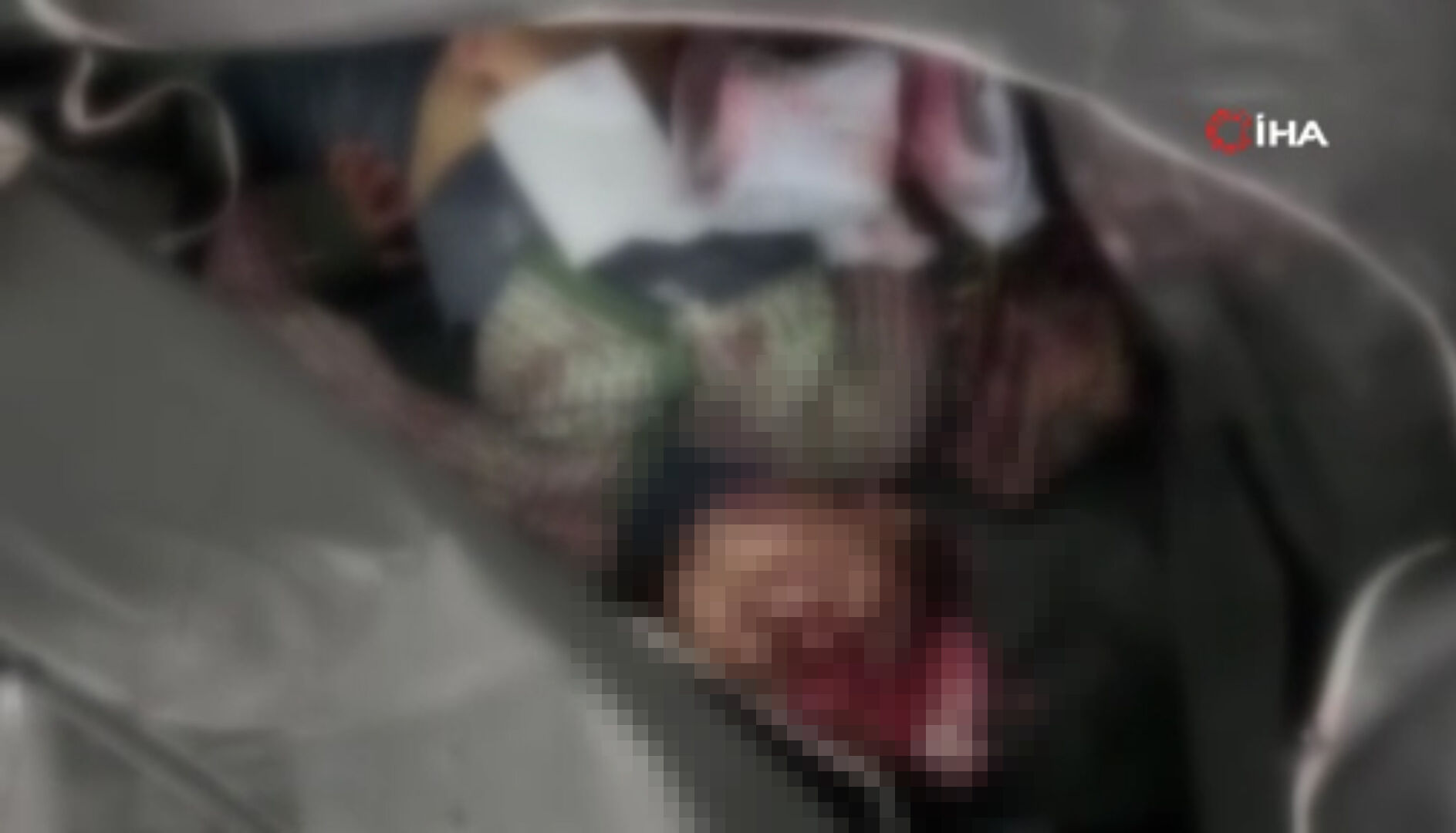 İran'daki Ilkokul Saldırısında Onlarca Öğrenci Hayatını Kaybetti! (4)