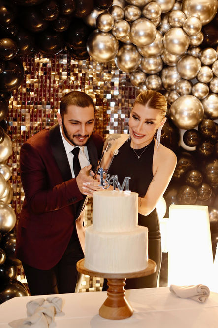 İrem Derici, Nişanlısı Melih Kunukçu'yu Sildi! (1)