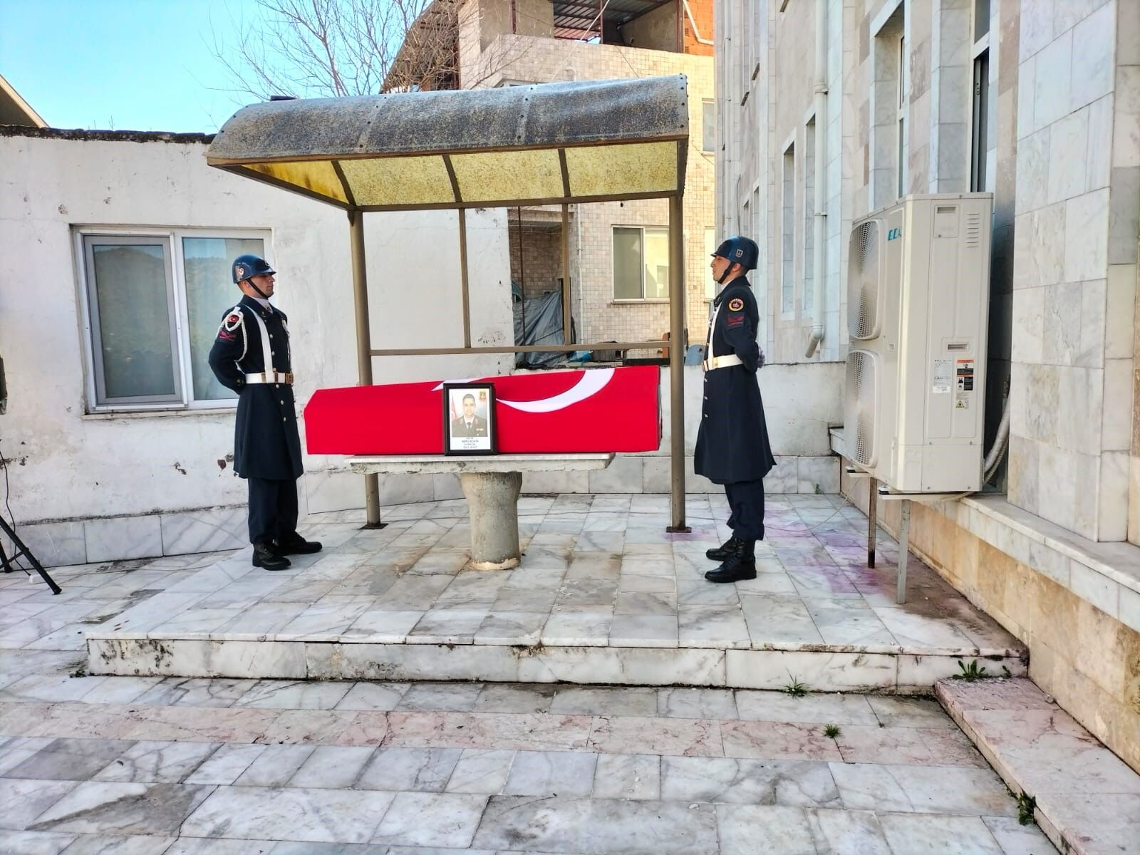 Kalbine Yenilen Uzman Çavuş Kamil Keskin Köyceğiz'de Toprağa Verildi (3)