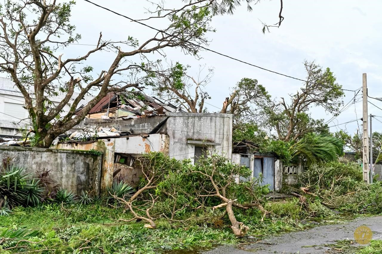 Madagaskar'ı Şiddetli Fırtına Vurdu Çok Sayıda Ölü Ve Yaralı Var! (1)