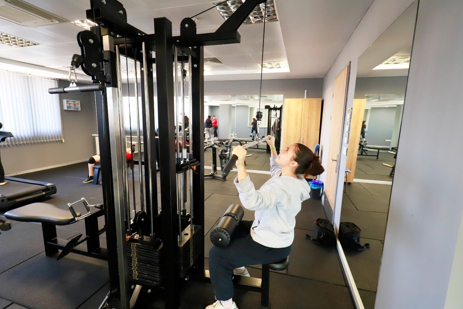 Merkezefendi Çok Amaçlı Spor Salonu Yeni Ekipmanlarla Donatıldı (2)