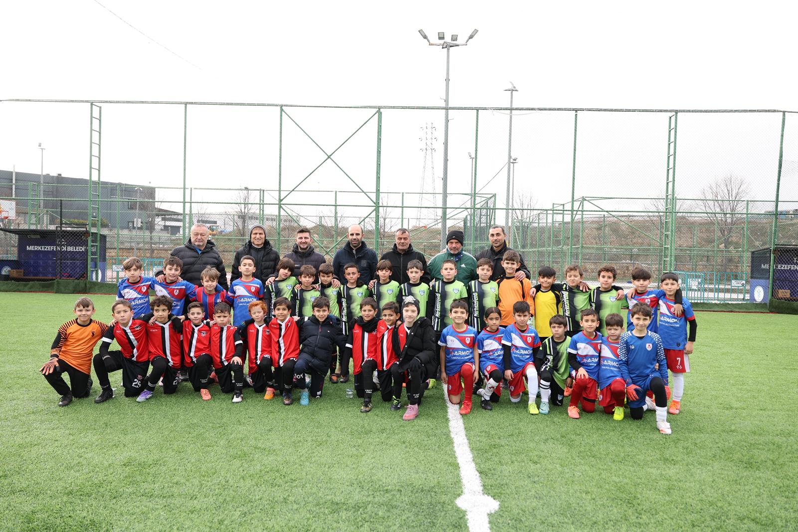 Merkezefendi̇’de U 9 Şenli̇k Li̇gi̇ Tüm Hiziyla Devam Edi̇yor (4)