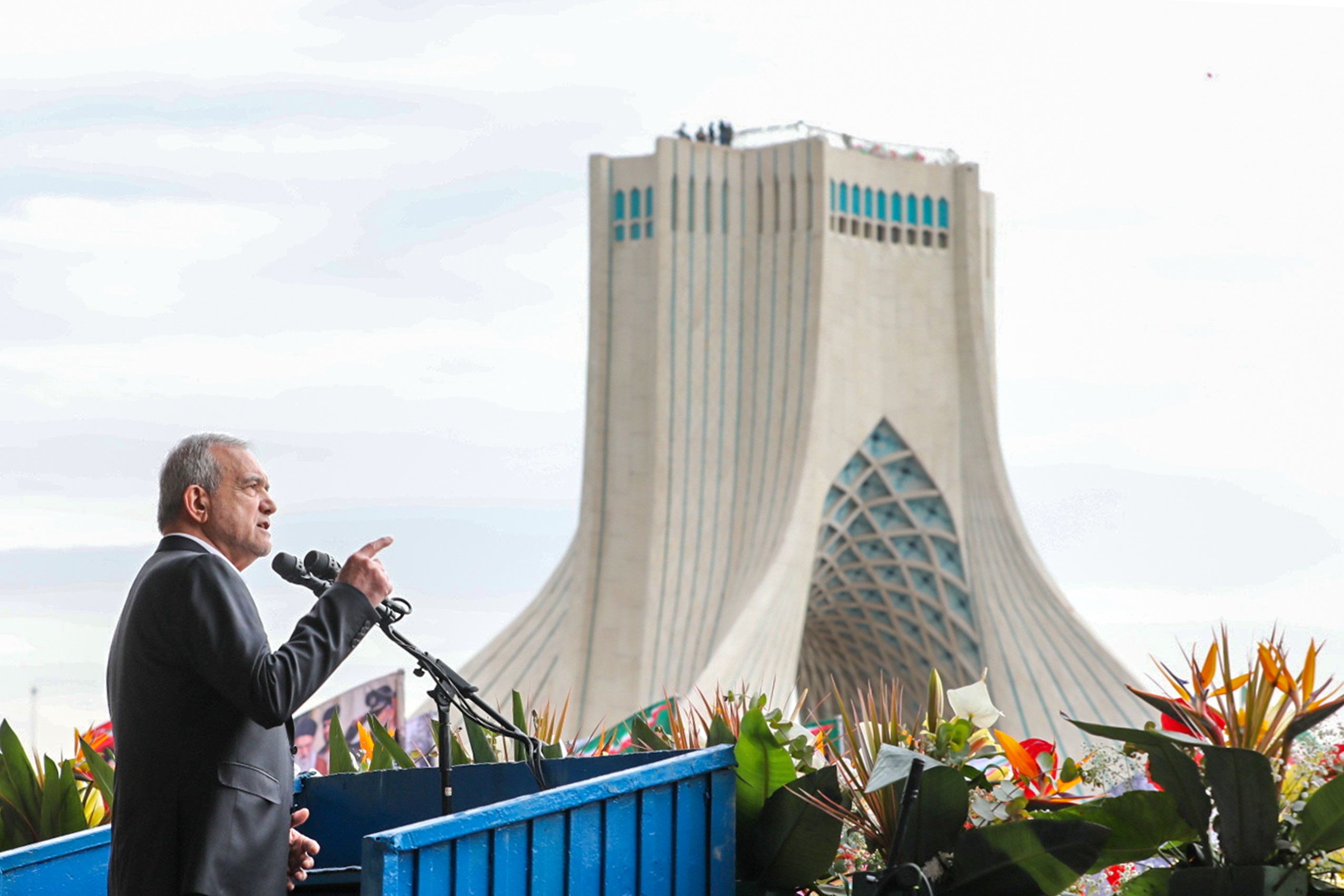 Pezeşkiyan İran, Batı'nın Aşırı Talepleri Karşısında Boyun Eğmeyecek (2)