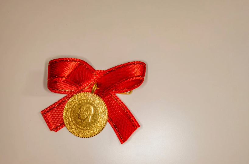 Sahte Altın Nasıl Anlaşılır İşte Gerçek Altını Anlamak Için Pratik Yöntemler.. (2)