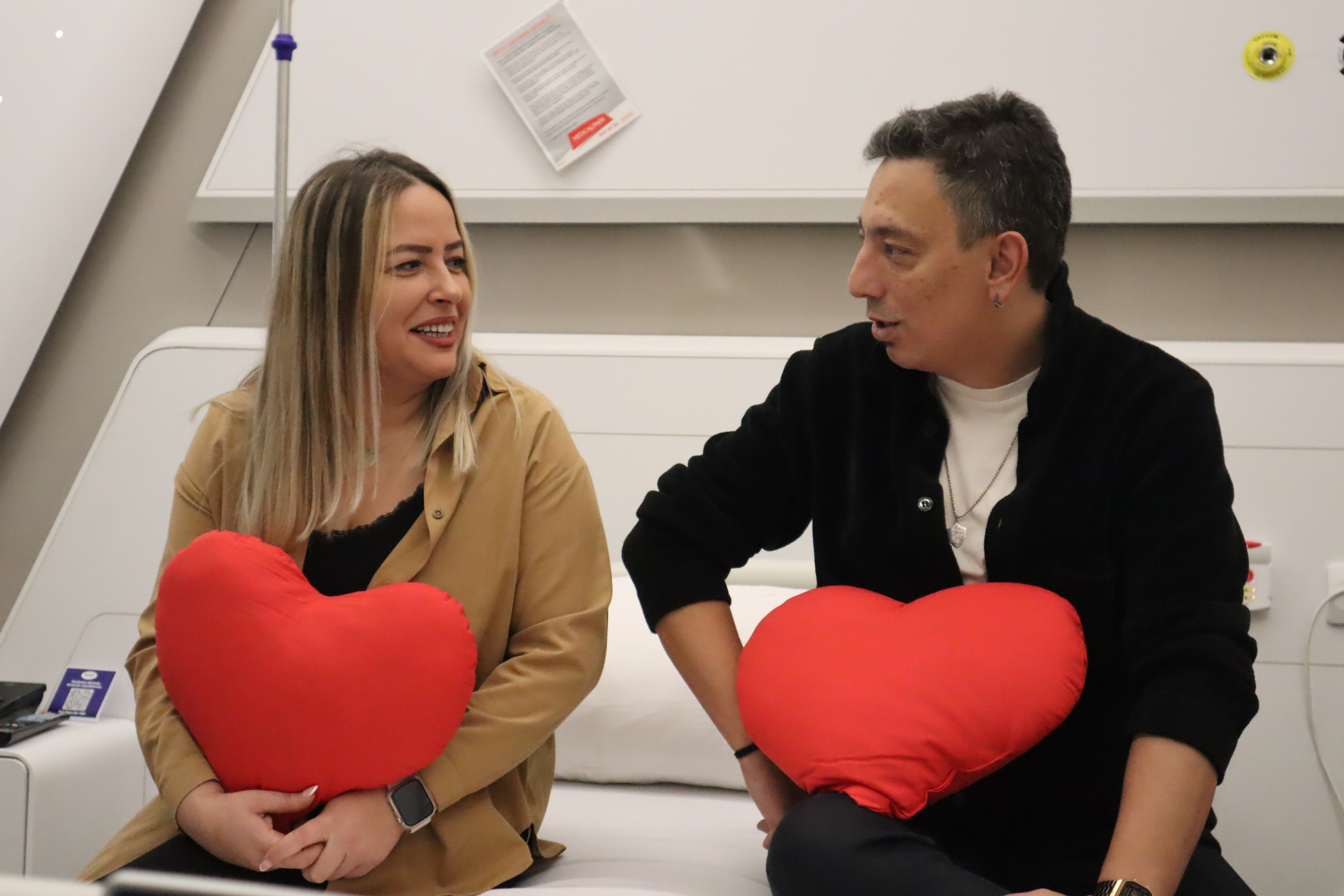 Sevgililer Günü’nde Hayat Veren Bağ Bağışladığı Karaciğeriyle Sevdiğine Umut Oldu (6)