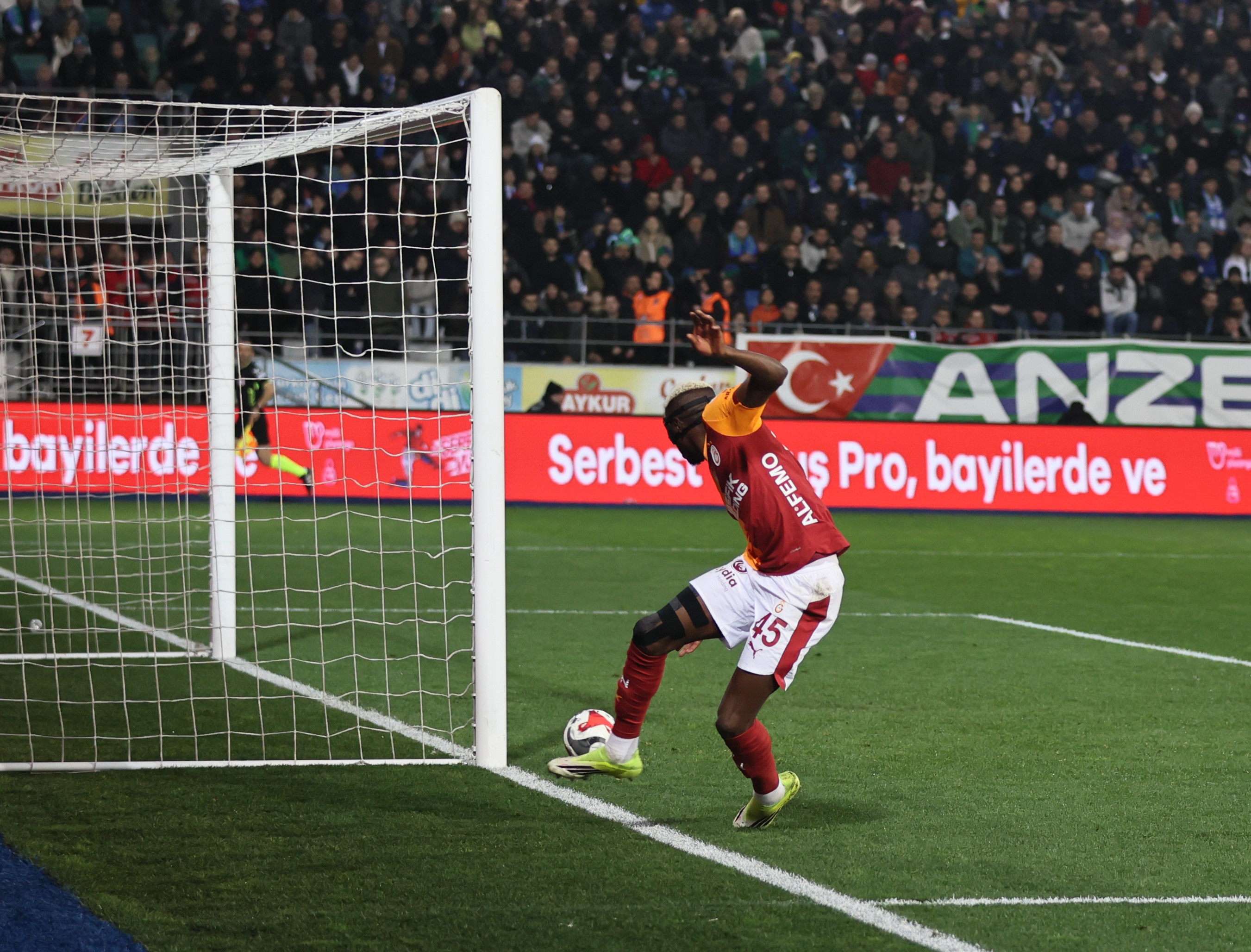 Trendyol Süper Lig Çaykur Rizespor Galatasaray 3 (17)