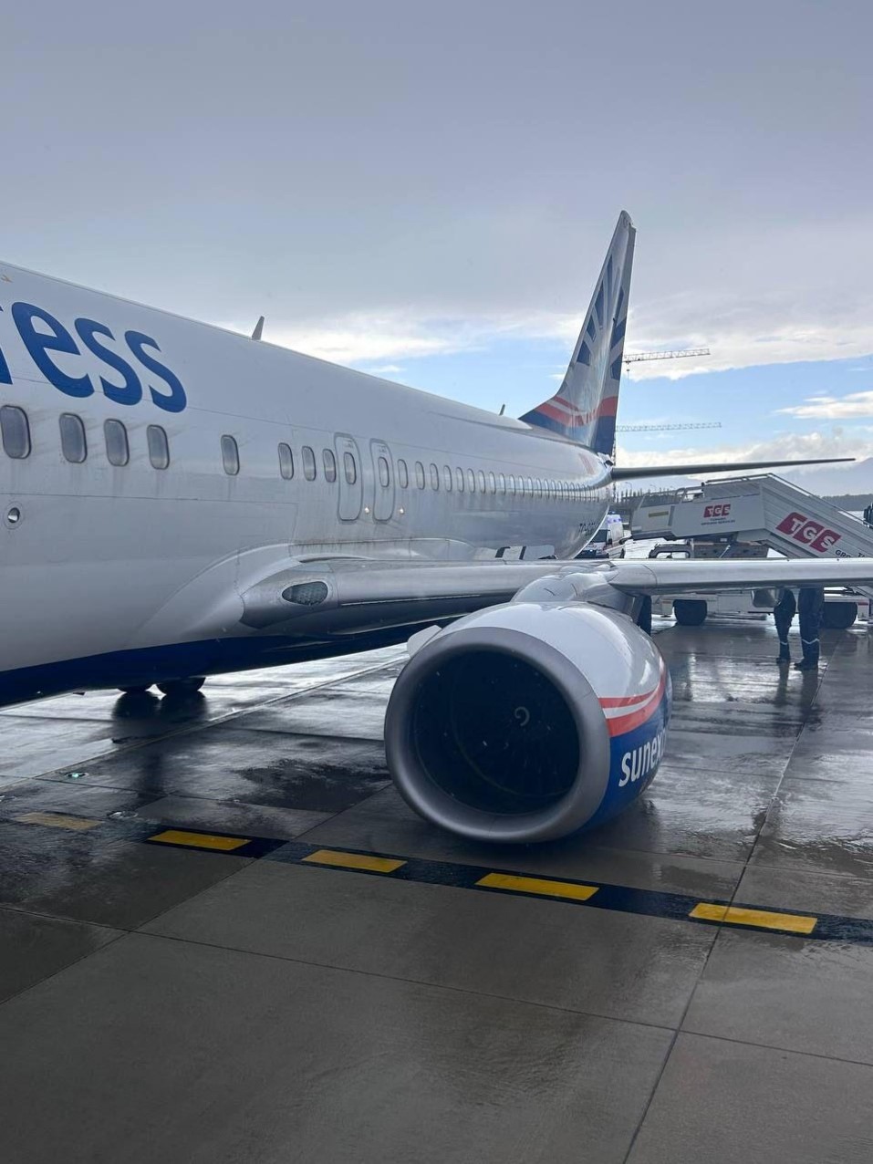 Uçakta Panik Anları! Antalya Havalimanı'nda Kaza (6)