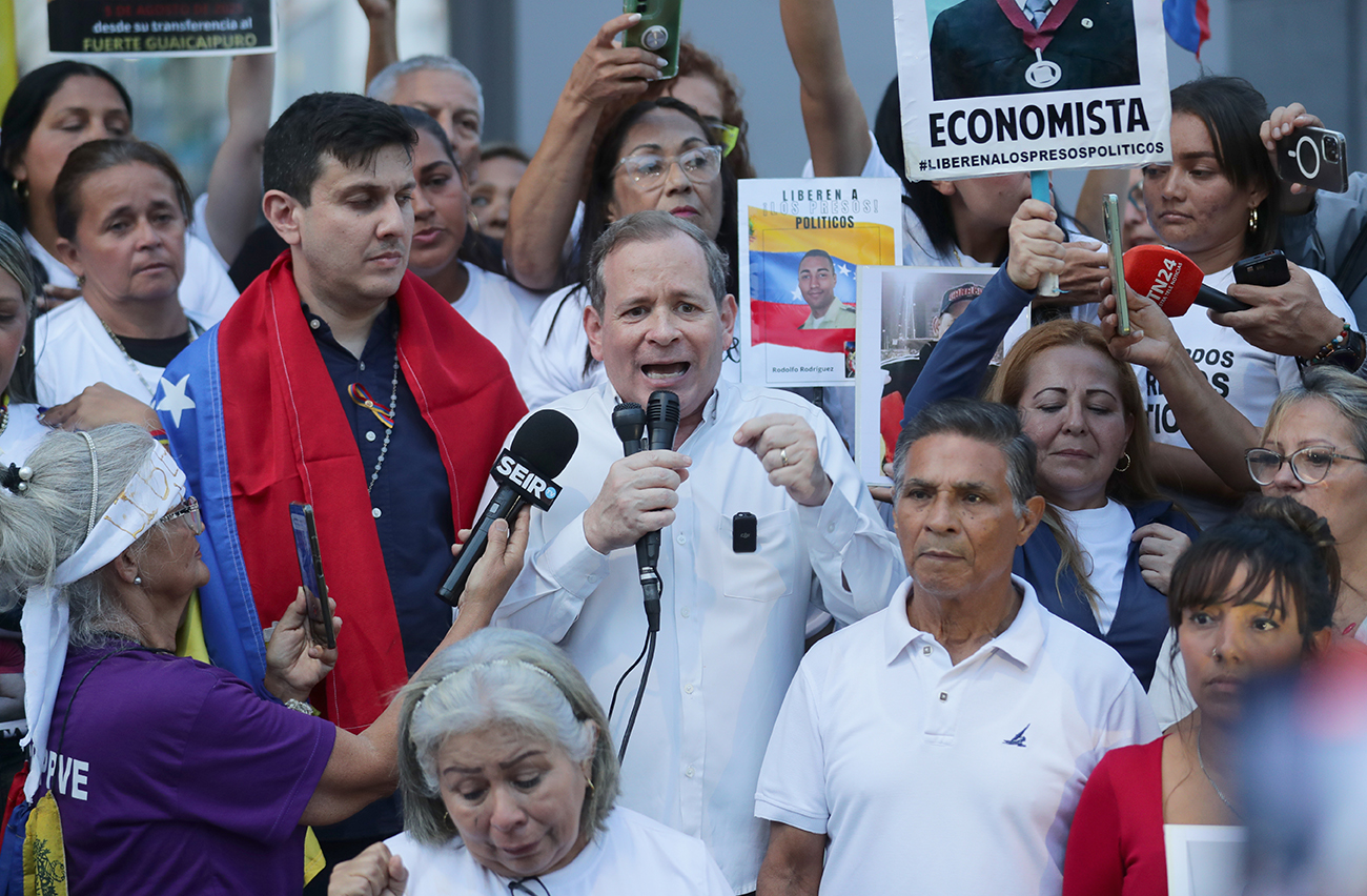 Venezuela'da Muhalif Guanipa, Tahliye Edilmesinden Saatler Sonra Kaçırıldı (1)