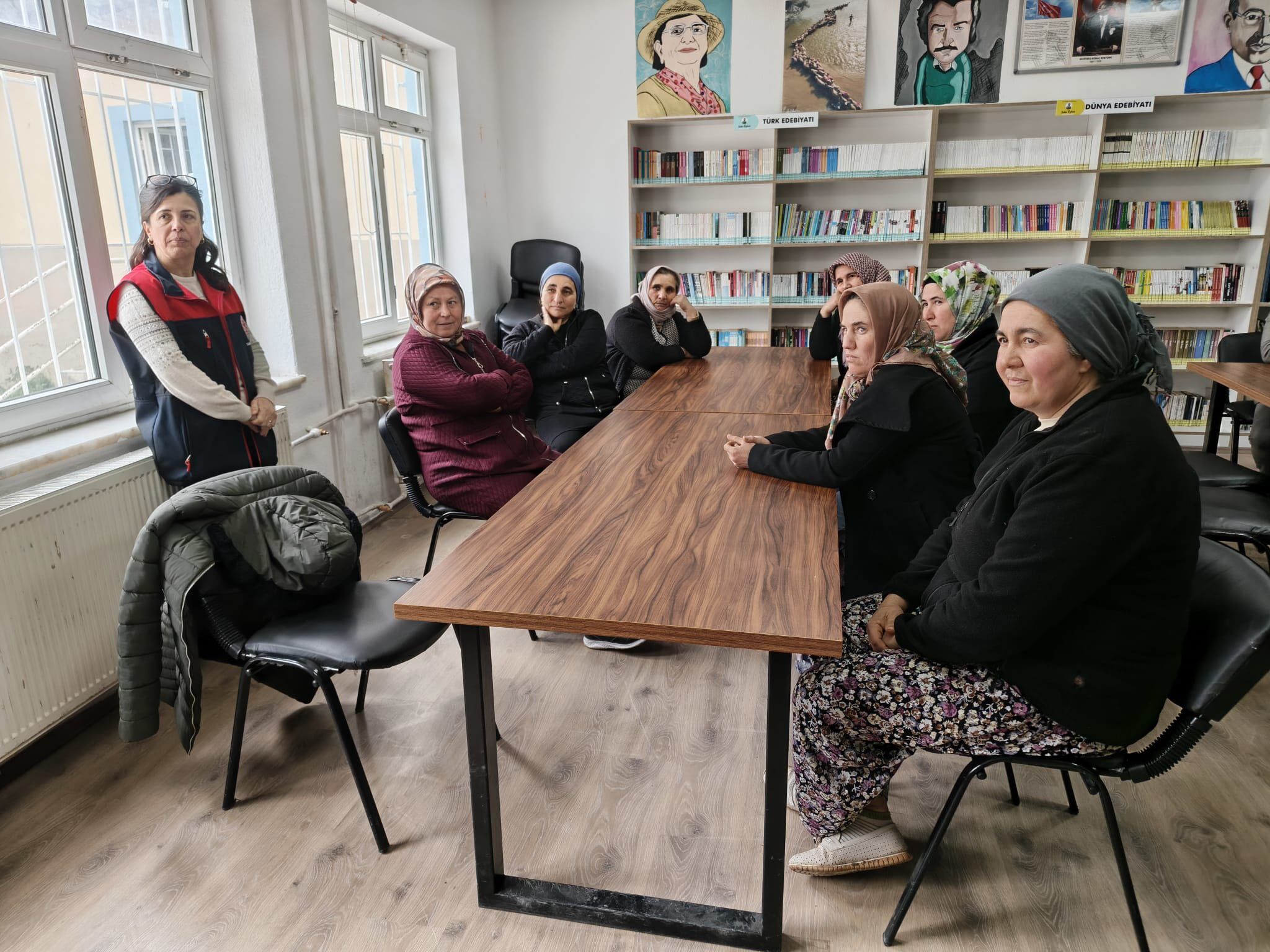 Acıpayamlı Kadın Üreticilere Süt Hijyeni Eğitimi Bilgiyle Güçlenen Kırsal Kalkınma (2)