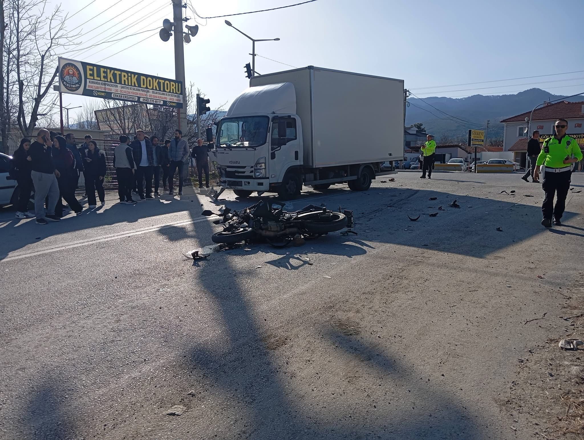 Burdur'da Motosiklet Kazası! 20 Yaşındaki Kadın Hayatını Kaybetti Trafik Kazası Burdur Haber Denizli (4)