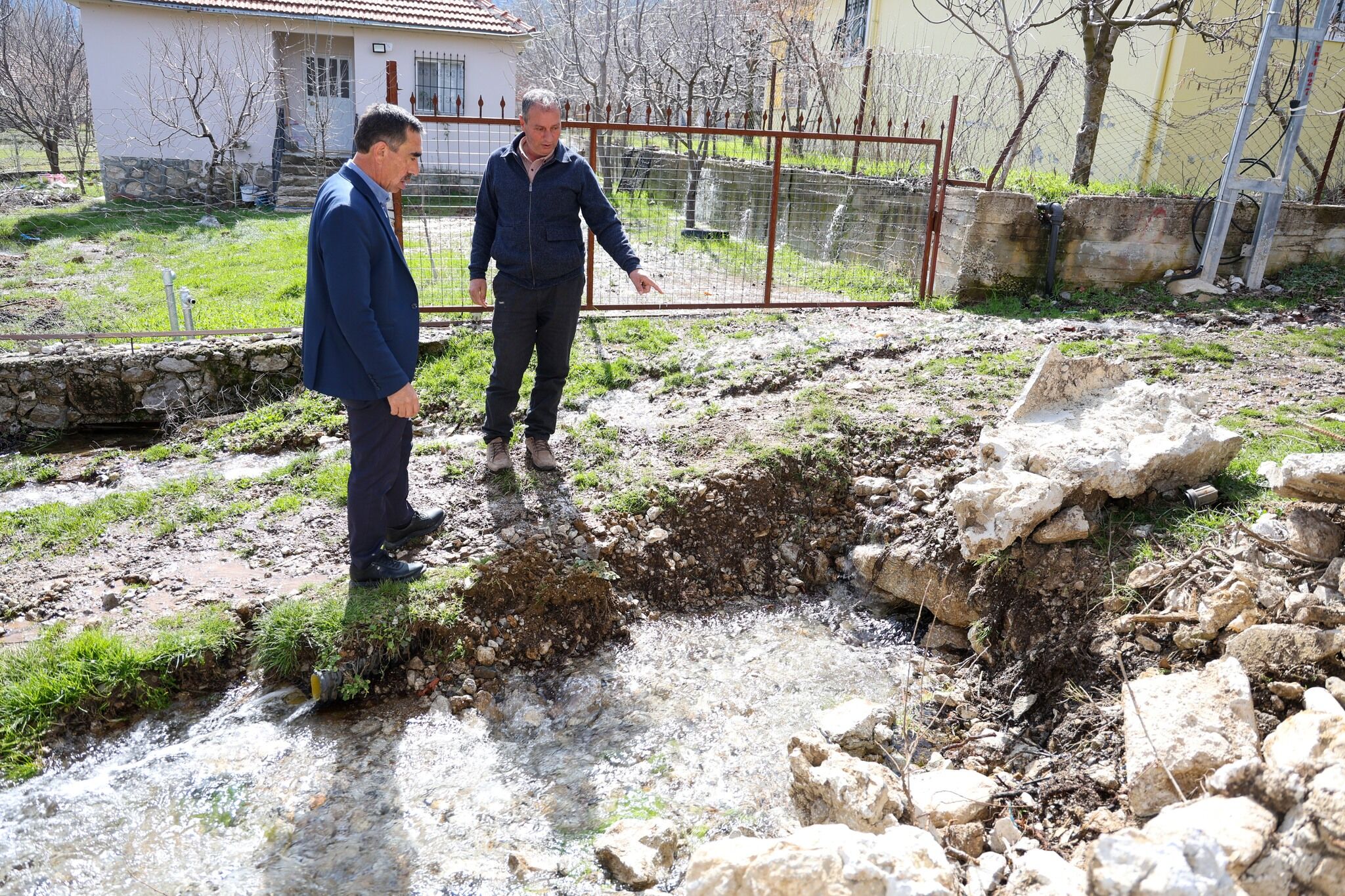 Çameli’de Yağış Bereketi Yerin Altı Suyla Kaynadı! (4)