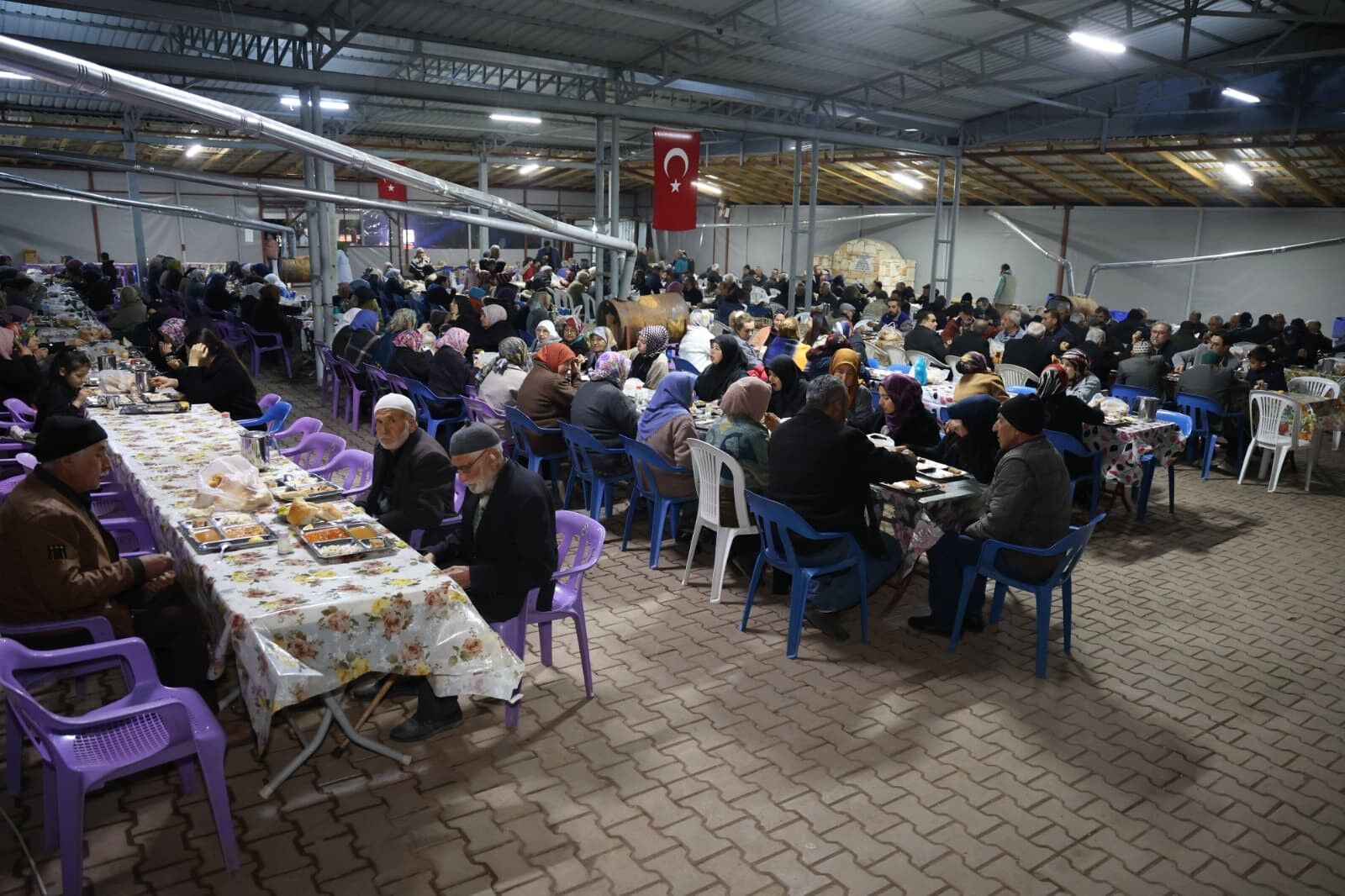 Çameli'nin Gönül Sofrası Kolak Mahallesi'nde Kuruldu (3)