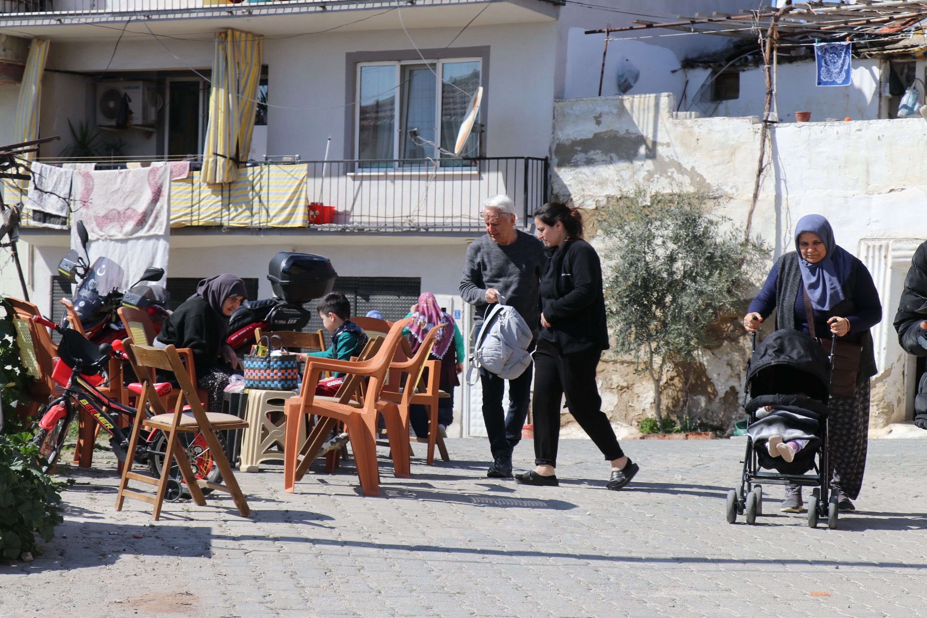 Denizli'de Deprem! Devam Eden Artçılar Vatandaşları Tedirgin Ediyor Denizli Haberleri Haber (3)