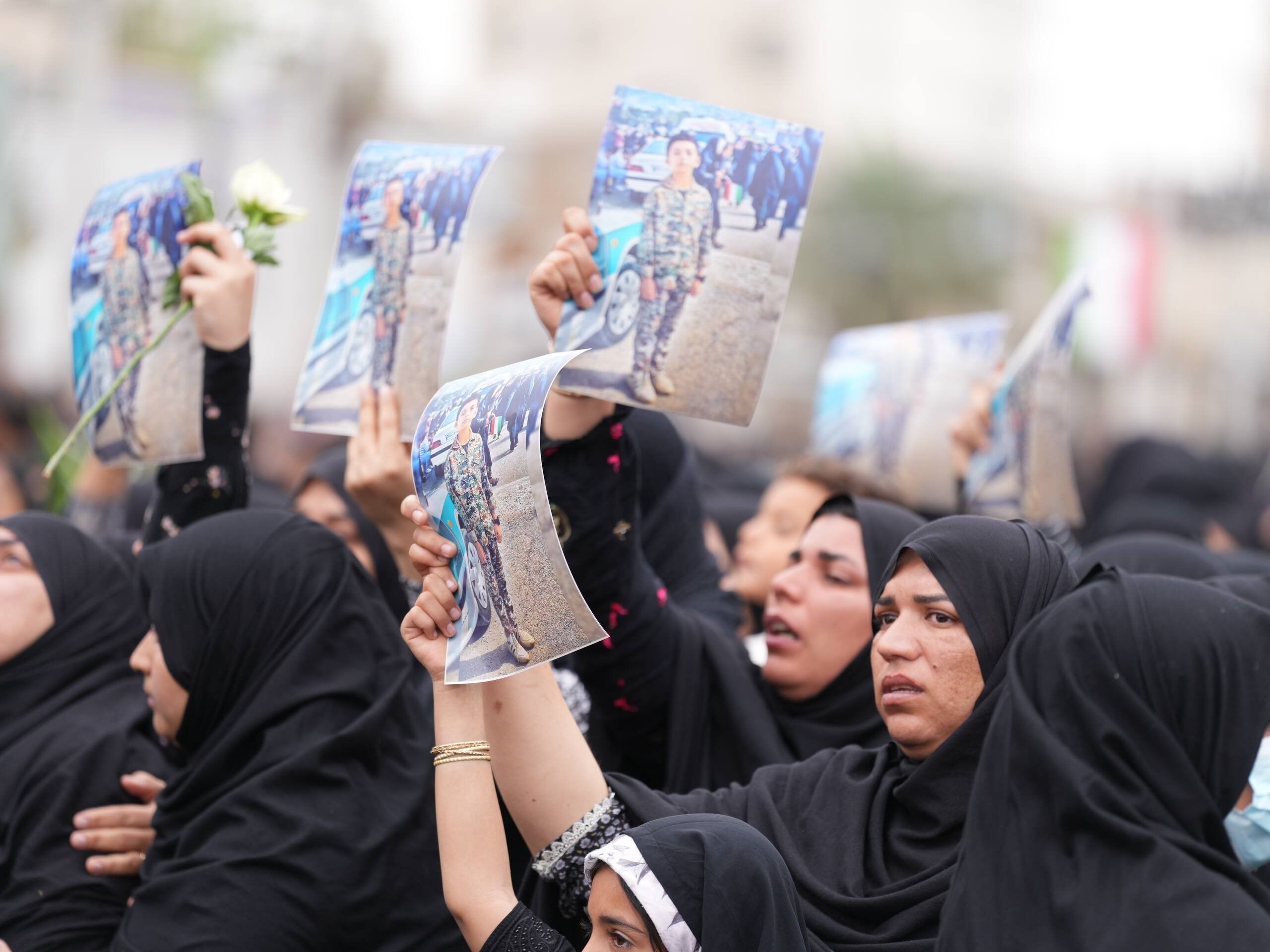 İran'daki Okul Saldırısında Ölen Onlarca Kız Öğrenci Için Cenaze Töreni Haber (4)