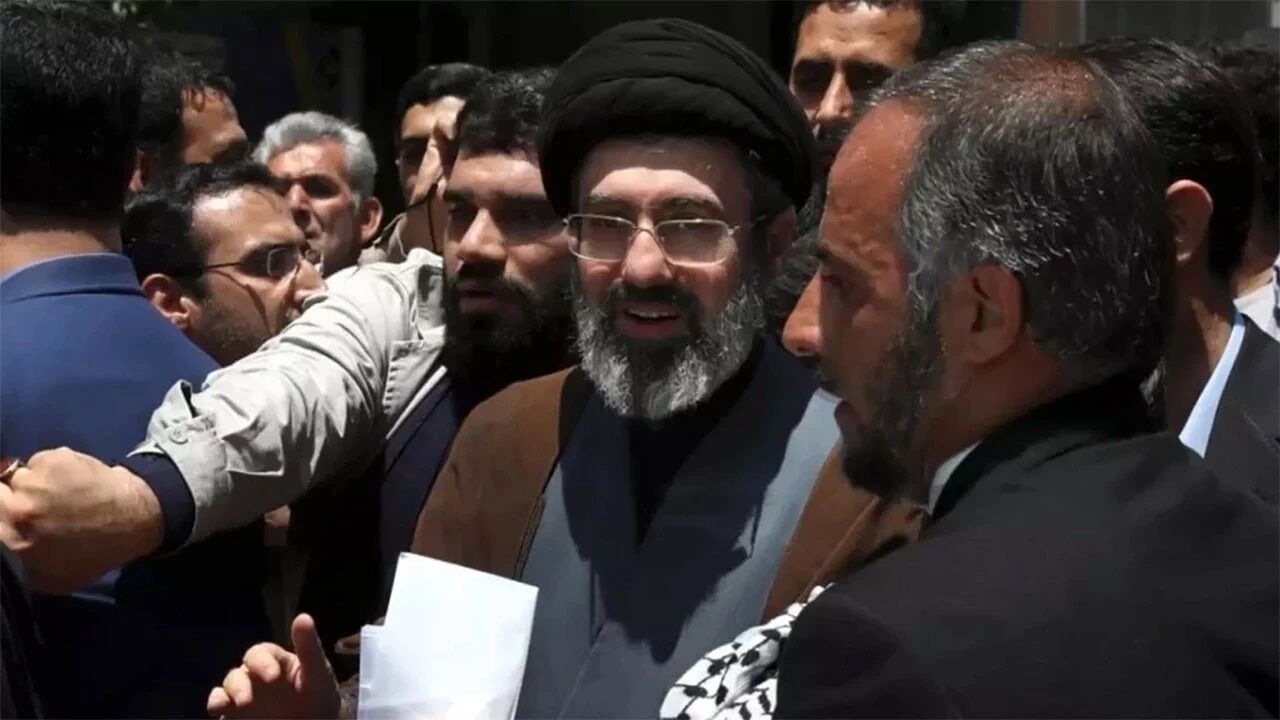 İran’ın Yeni Dini Lideri Belli Oldu! Mücteba Hüseyni Hamaney Kimdir (2)