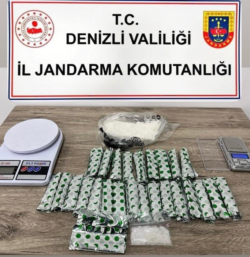 Jandarmanın Gözaltına Aldığı 20 Zehir Tacirlerinden 6'Sı Tutuklandı (2)