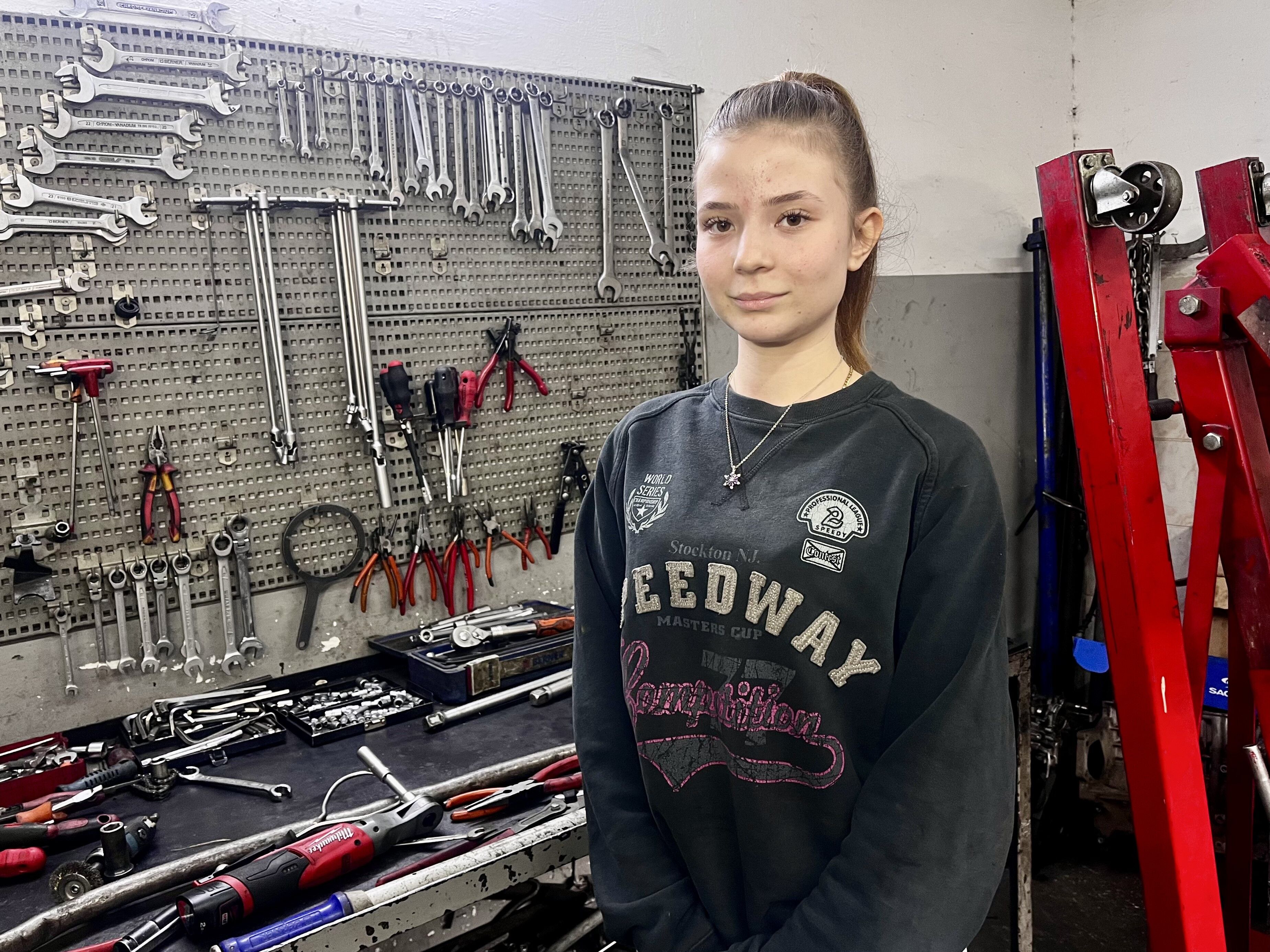 Sanayinin 17 Yaşındaki Oto Tamircisi Selen Usta.. (6)