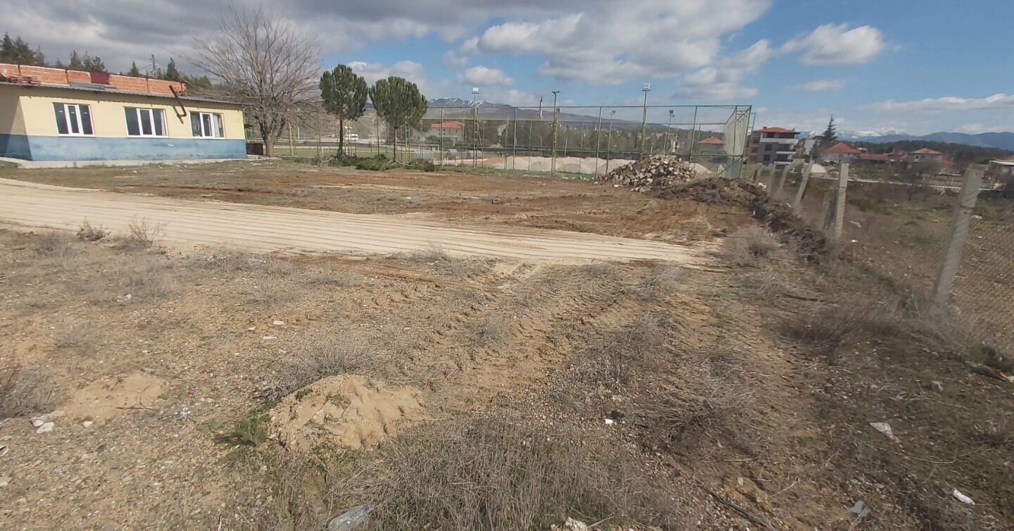 Serinhisar’da Spor Hamlesi Yatağan Stadyumu Gün Sayıyor! (2)