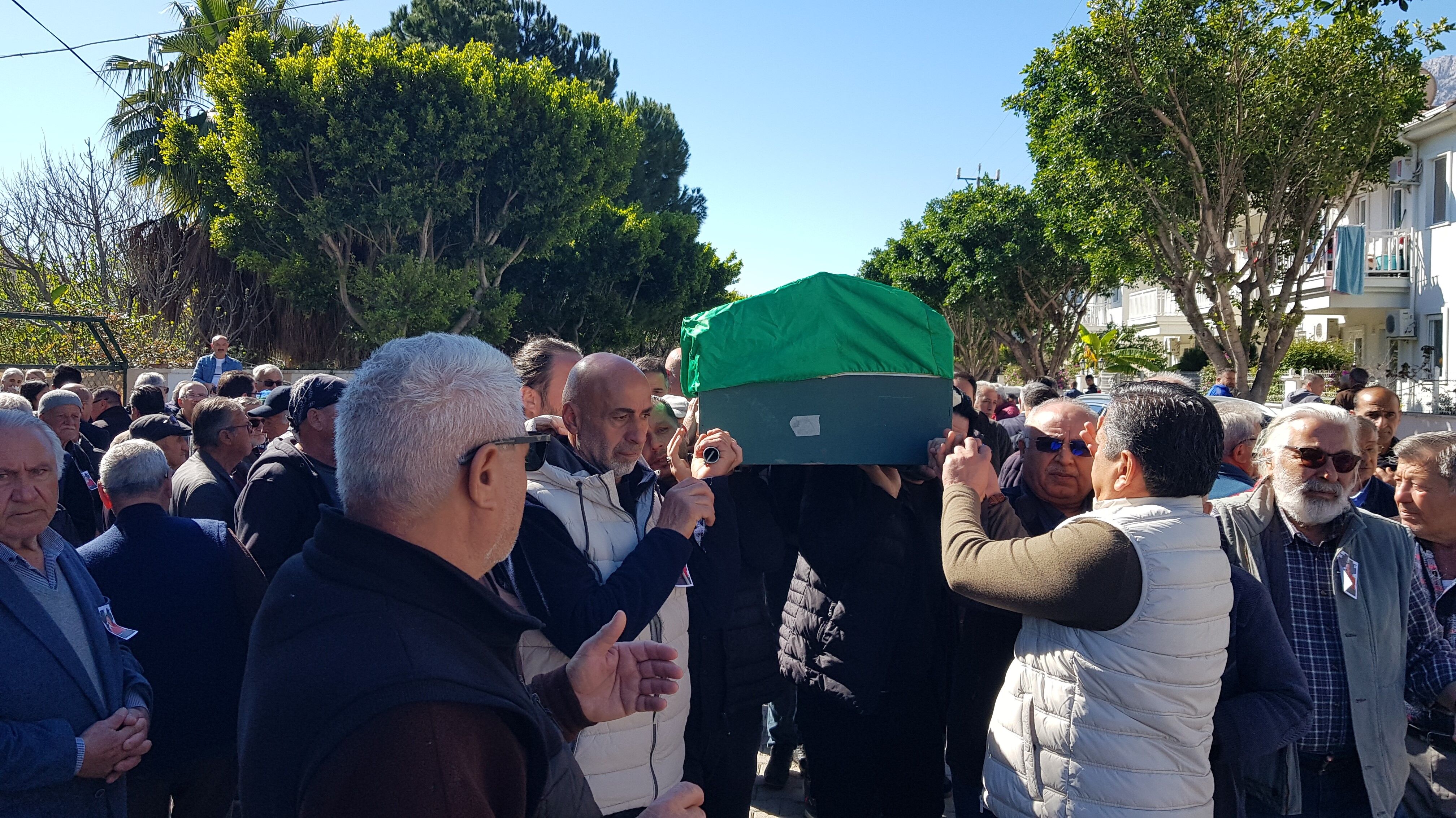 Teknik Direktör Engin Fırat Son Yolculuğuna Uğurlandı (3)