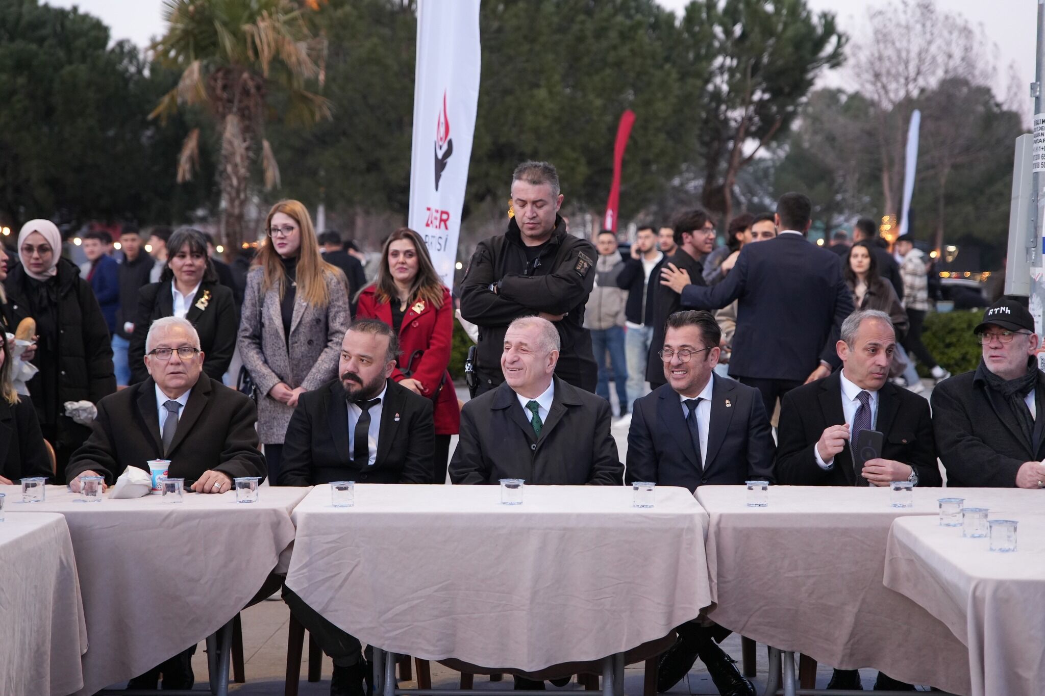 Ümit Özdağ’a Denizli’de Büyük İlgili (1)