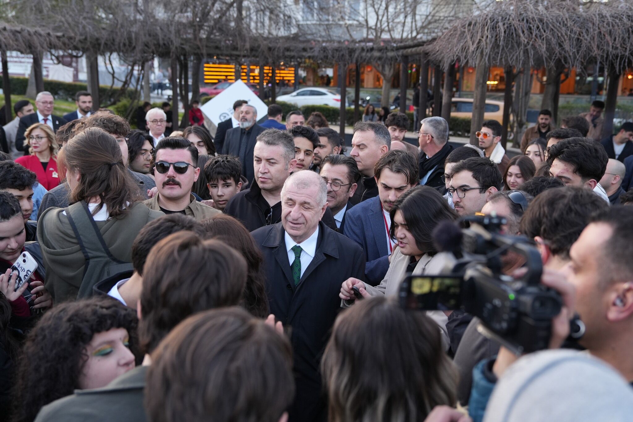 Ümit Özdağ’a Denizli’de Büyük İlgili (2)