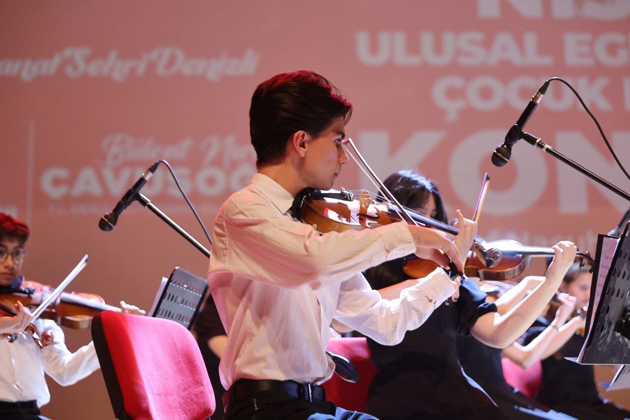 Büyükşehir Çocuk Korosu’ndan 23 Nisan Konseri (10)