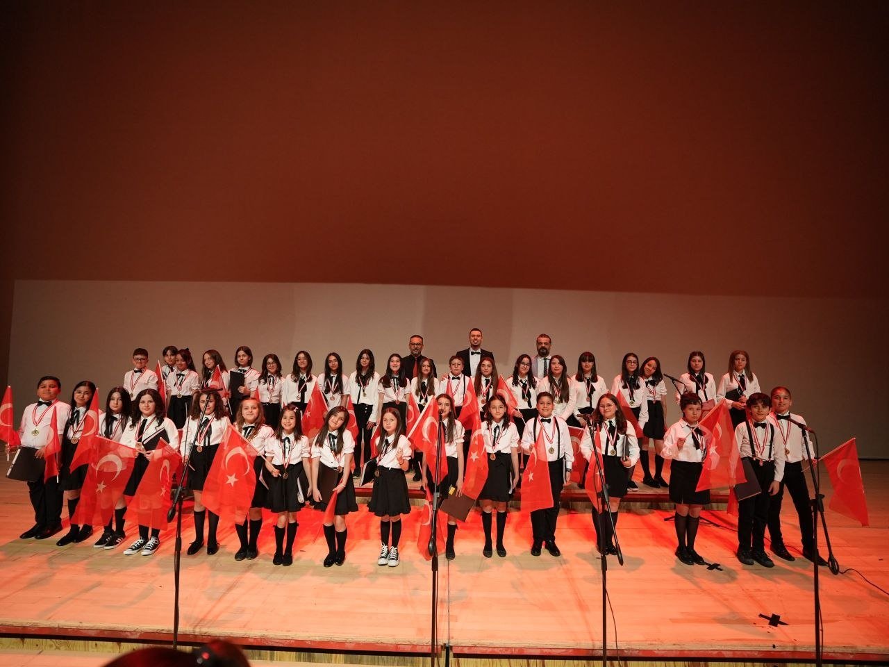 Büyükşehir Çocuk Korosu’ndan 23 Nisan Konseri (6)