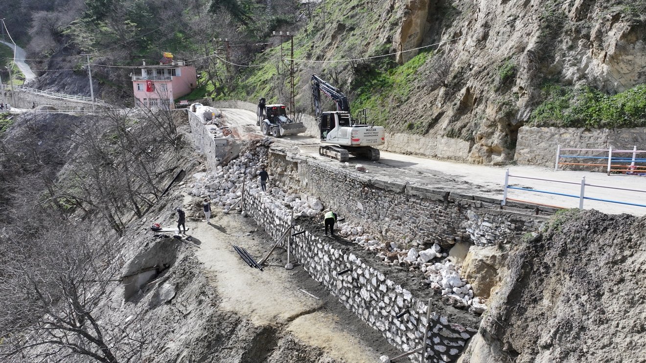 Denizli Büyükşehir’den Babadağ’da Ulaşım Yatırımı (7)