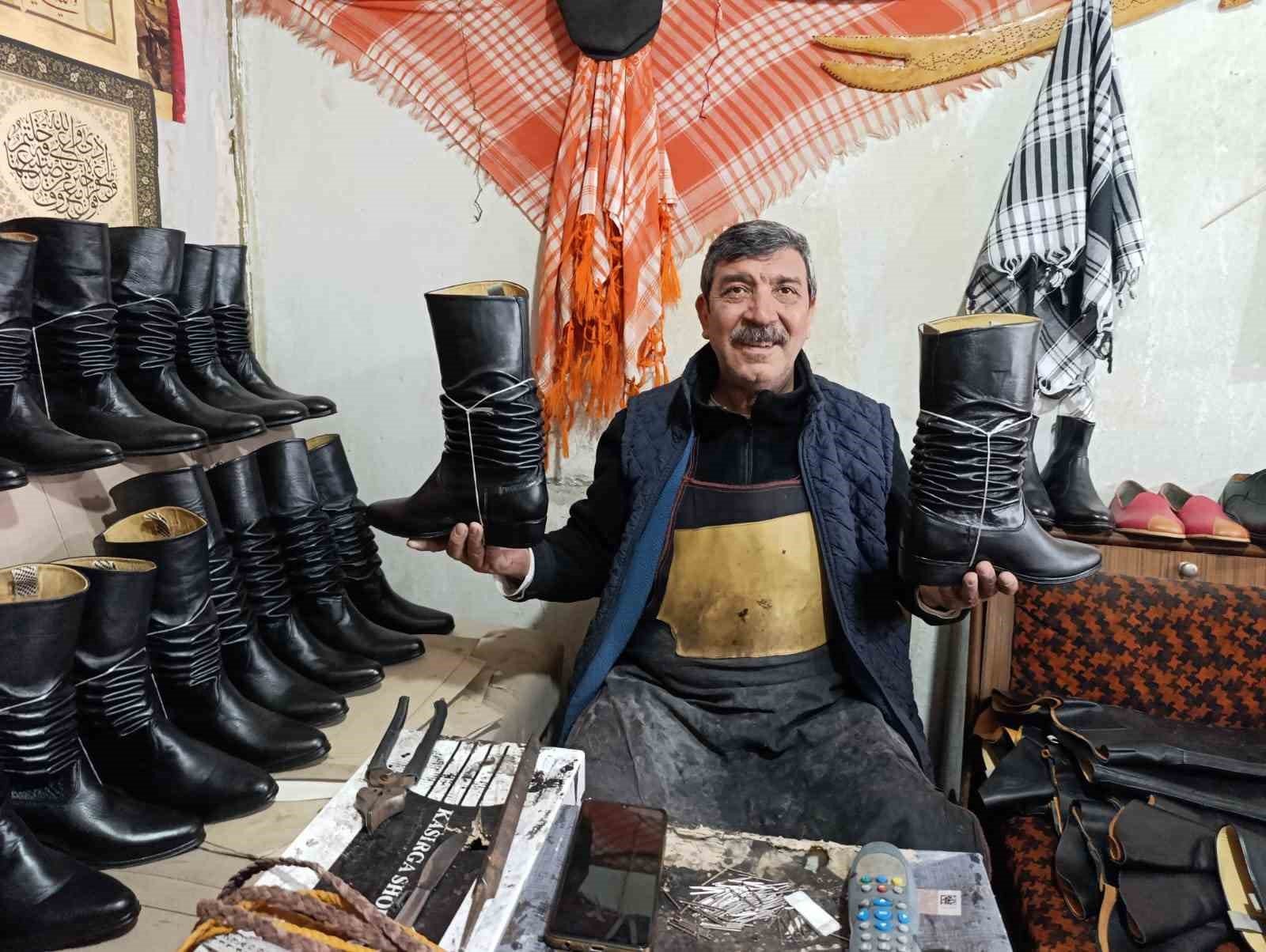 Denizli Habaer Gürgen Çizme