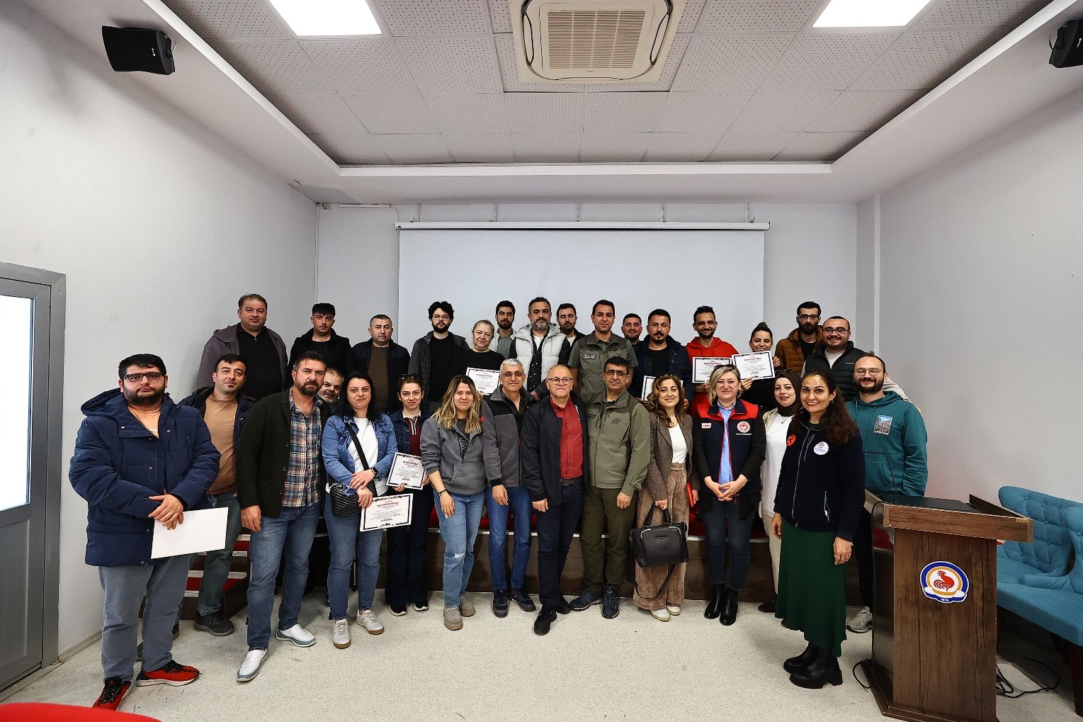 Denizli Haber Denizli Büyükşehir’den Pet Shoplara Eğitim Desteği (5)