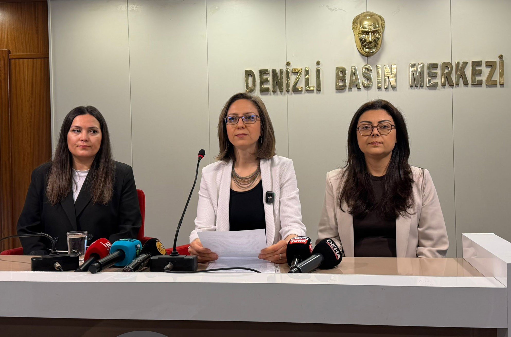 Denizli Haber Mehter Tartışmalarının Hedefi Olan Okul Yönetiminden Açıklama