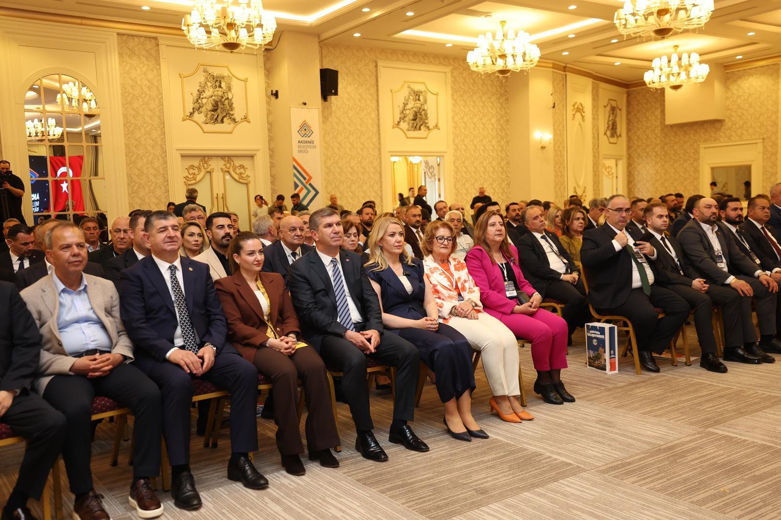 Denizli Haber Merkezefendi̇ Beledi̇yesi̇ Atatürk Bi̇li̇m Merkezi̇’ne Ödül (3)