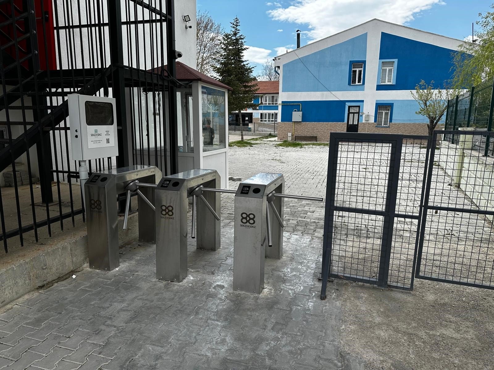 Denizli Haber Pilot Okulda Uygulanan Turnike Sistemiyle Şiddet Ve Devamsızlık Tarihe Karıştı