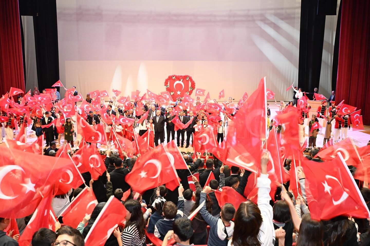 Denizli Haber Vali 23 Nisan Kutlaması (5)