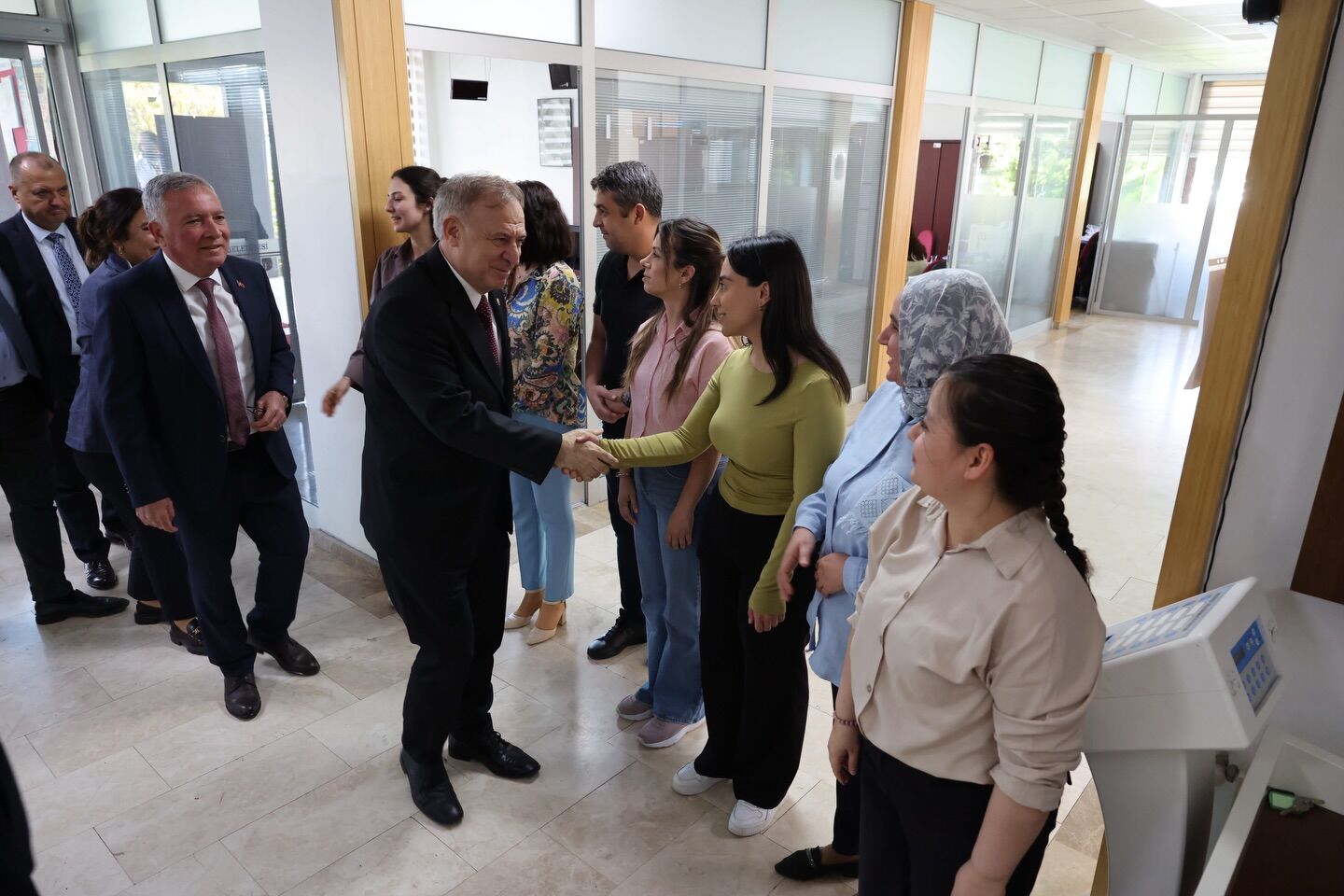 Chp’li Üst Düzey Yöneticiler Honaz’da Yüksel Kepenek Ile Görüştü (1)
