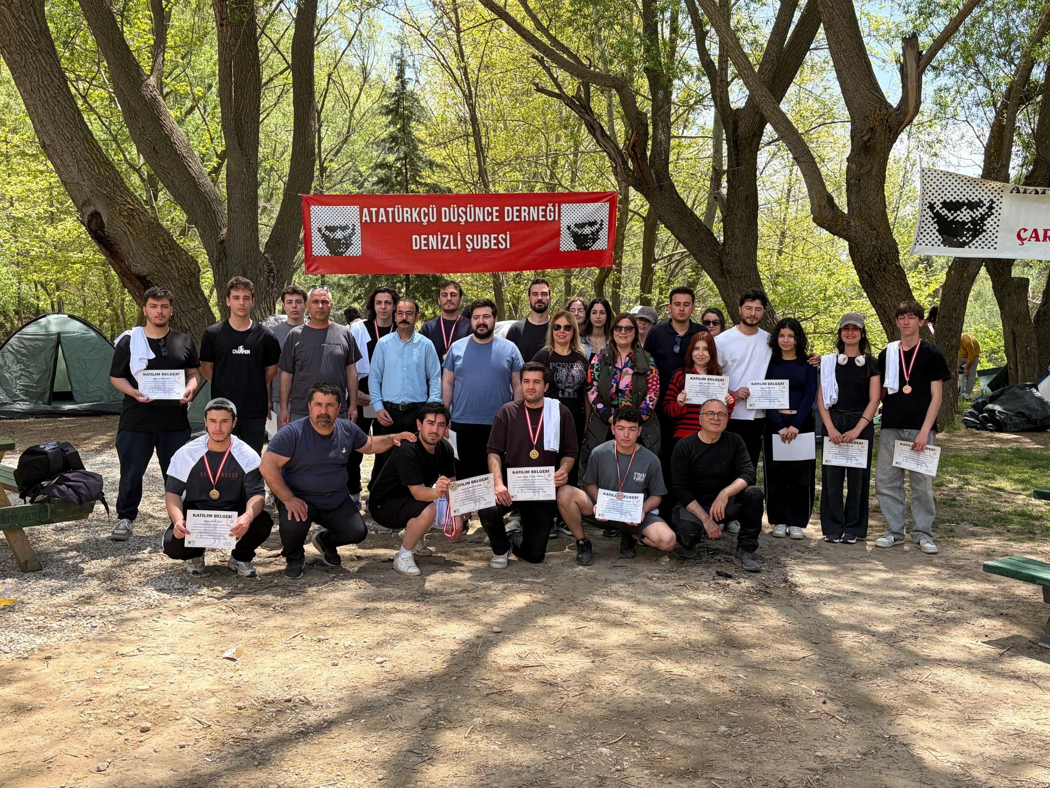 Denizli Haber 19 Mayis Ruhu Çardak’ta Gençli̇k Ateşi̇yle Yeni̇den Fi̇li̇zlendi̇6