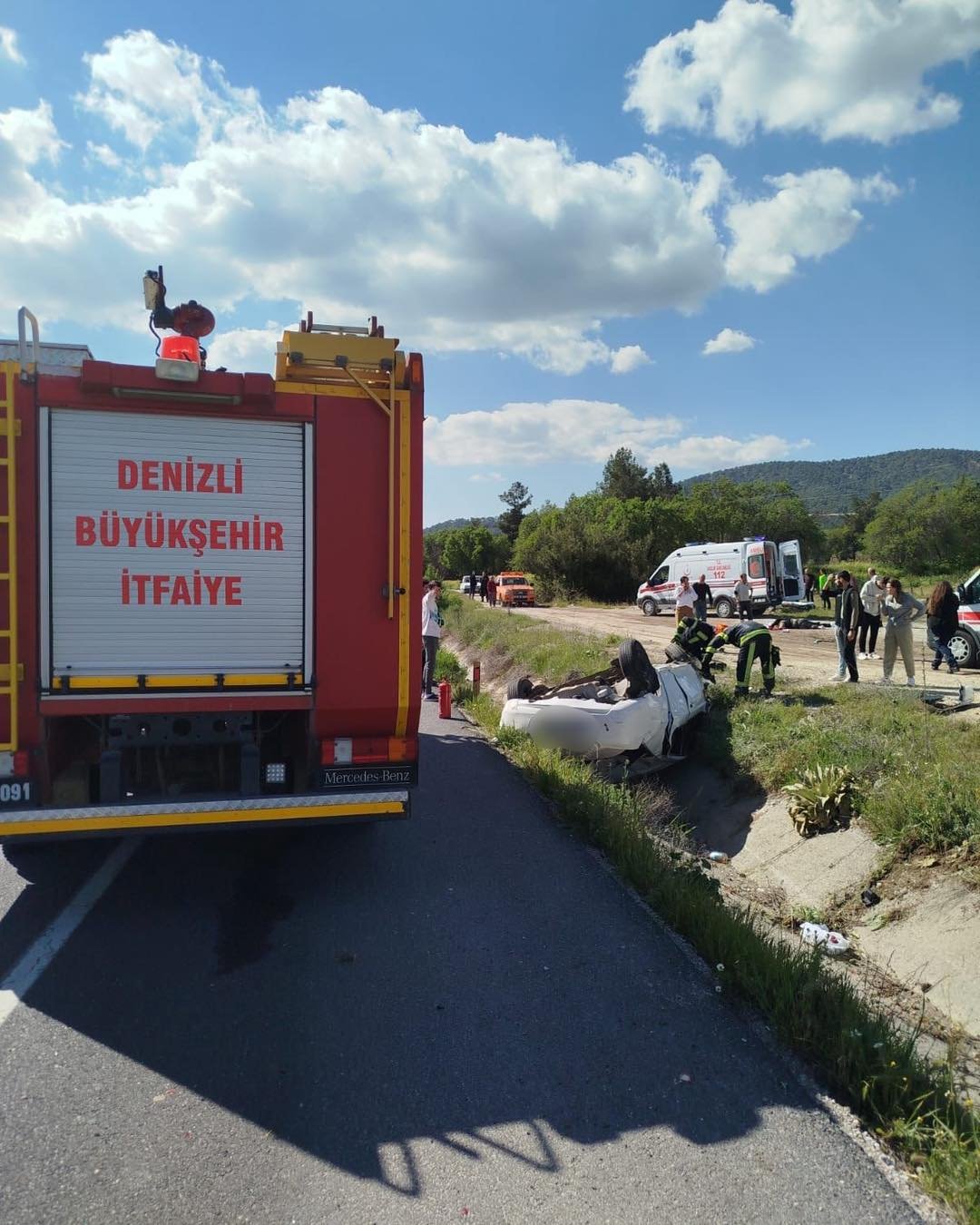 Denizli Haber Çardak’ta Trafik Kazası 6 Yaralı Kurtarıldı
