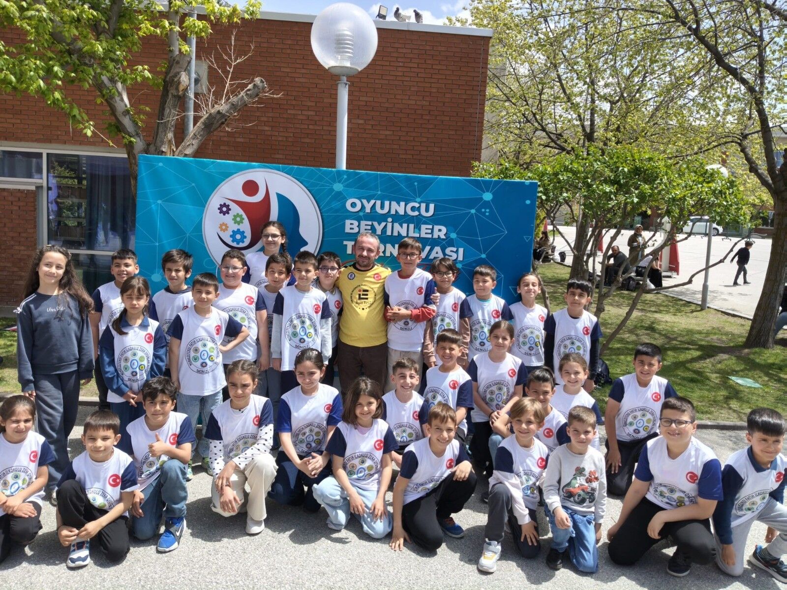 Denizli Haber Denizli Fatih İlkokulu Zeka Oyunlarında Tarih Yazdı 2
