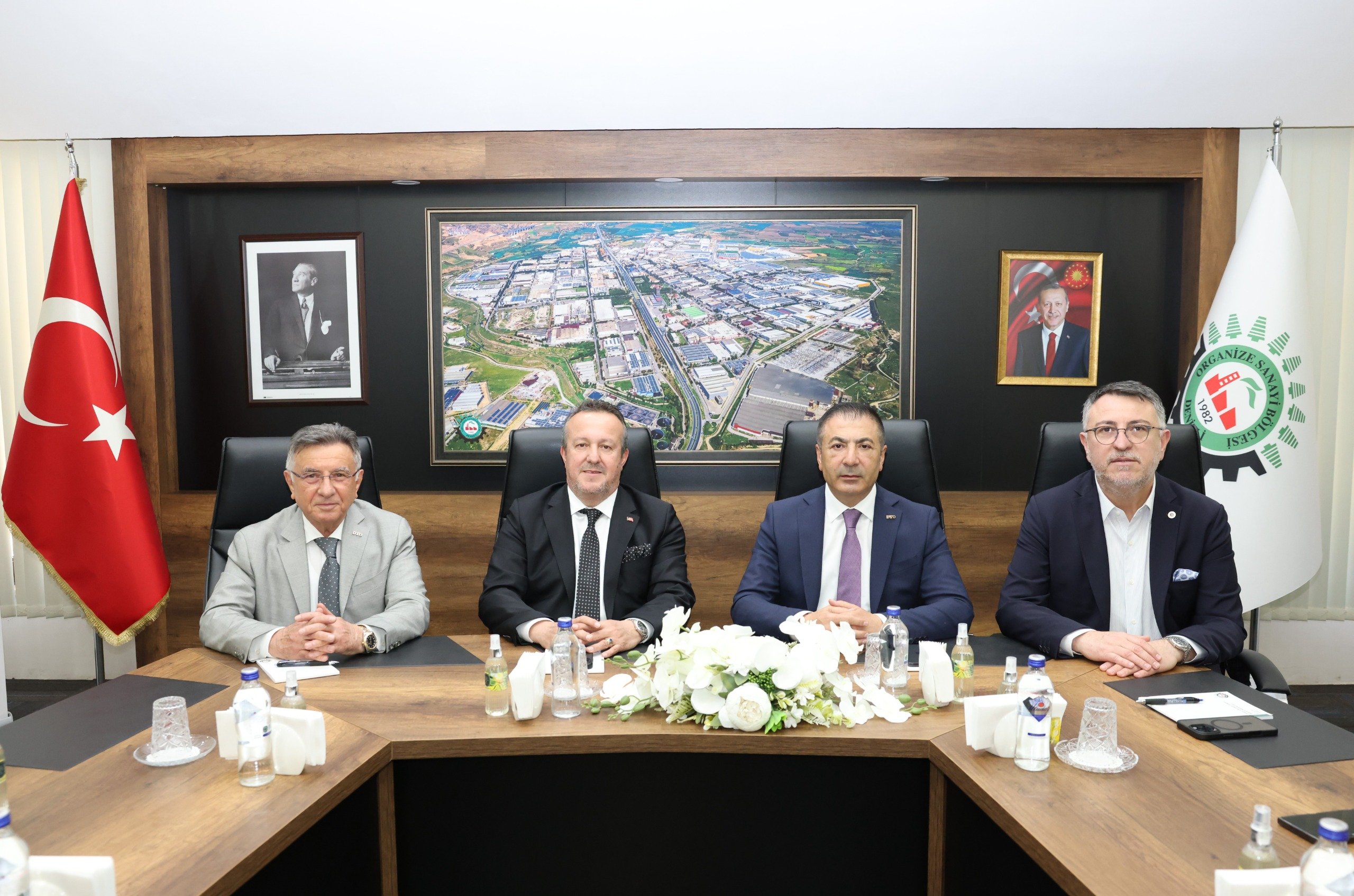 Denizli Haber Deni̇zli̇ Ti̇caret Odasi’ndan Deni̇zli̇ Osb Yöneti̇mi̇ne Tebri̇k4