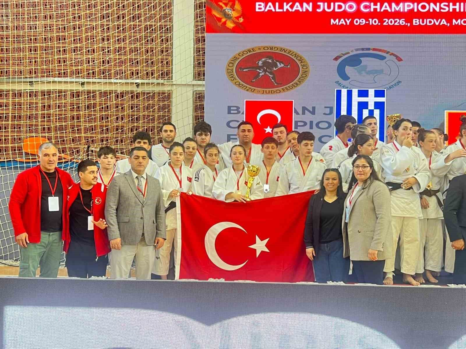 Judoculardan Balkan’da madalya yağmuru