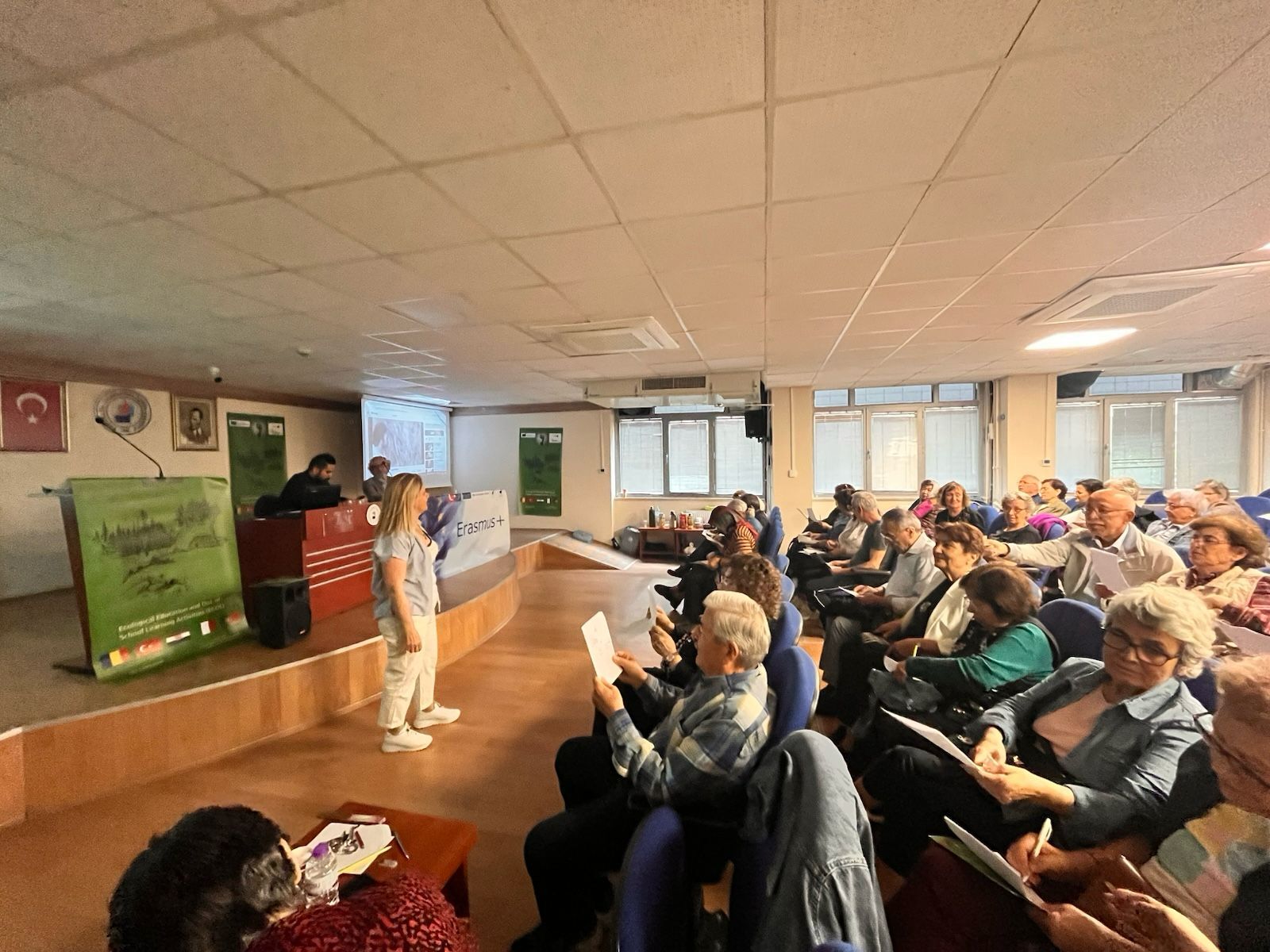 Üçüncü Yaş Akademisi’nden önemli panel