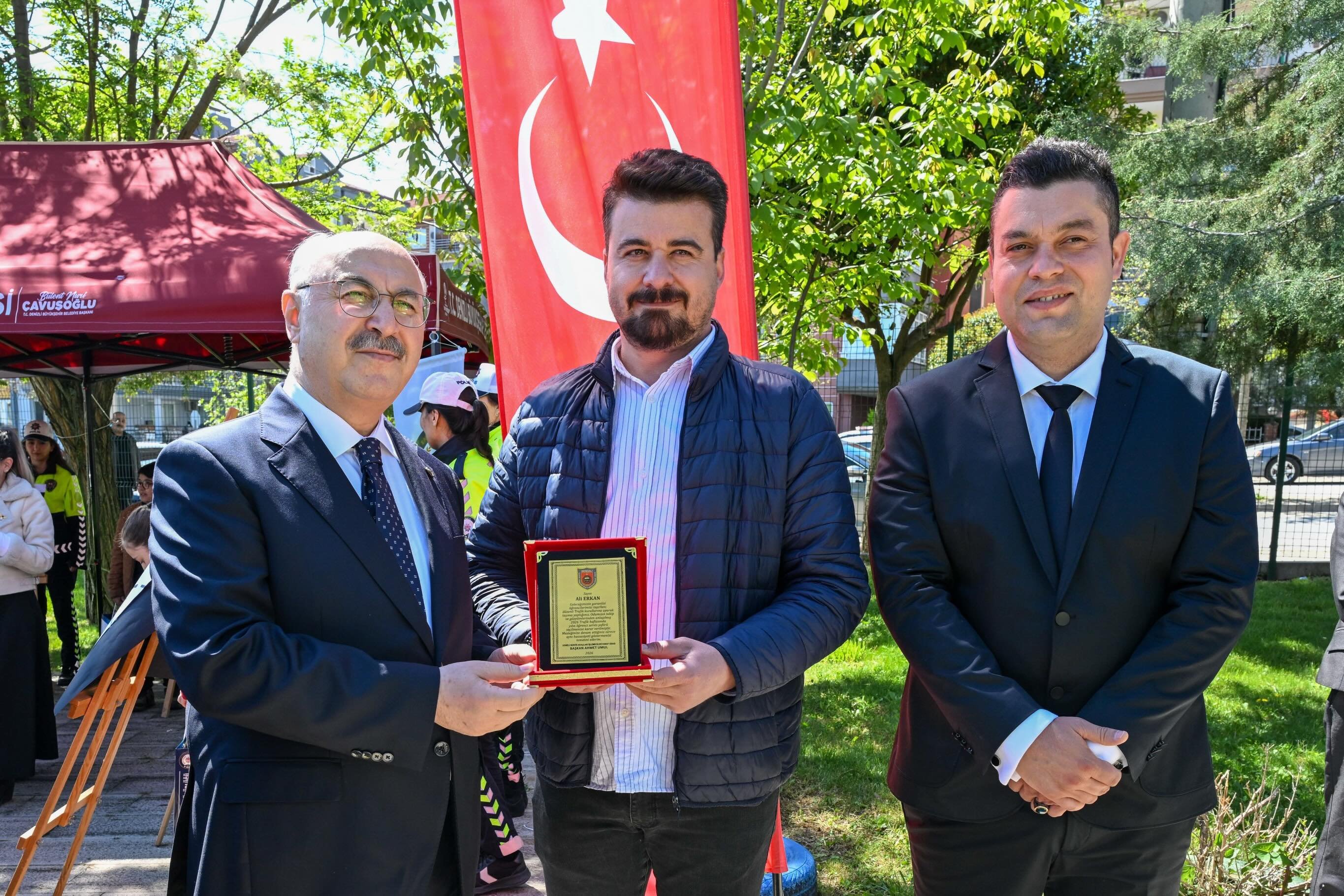 Denizli’de Trafik Haftası Kutlamaları Küçük Dedektifler İş Başında!, (3)