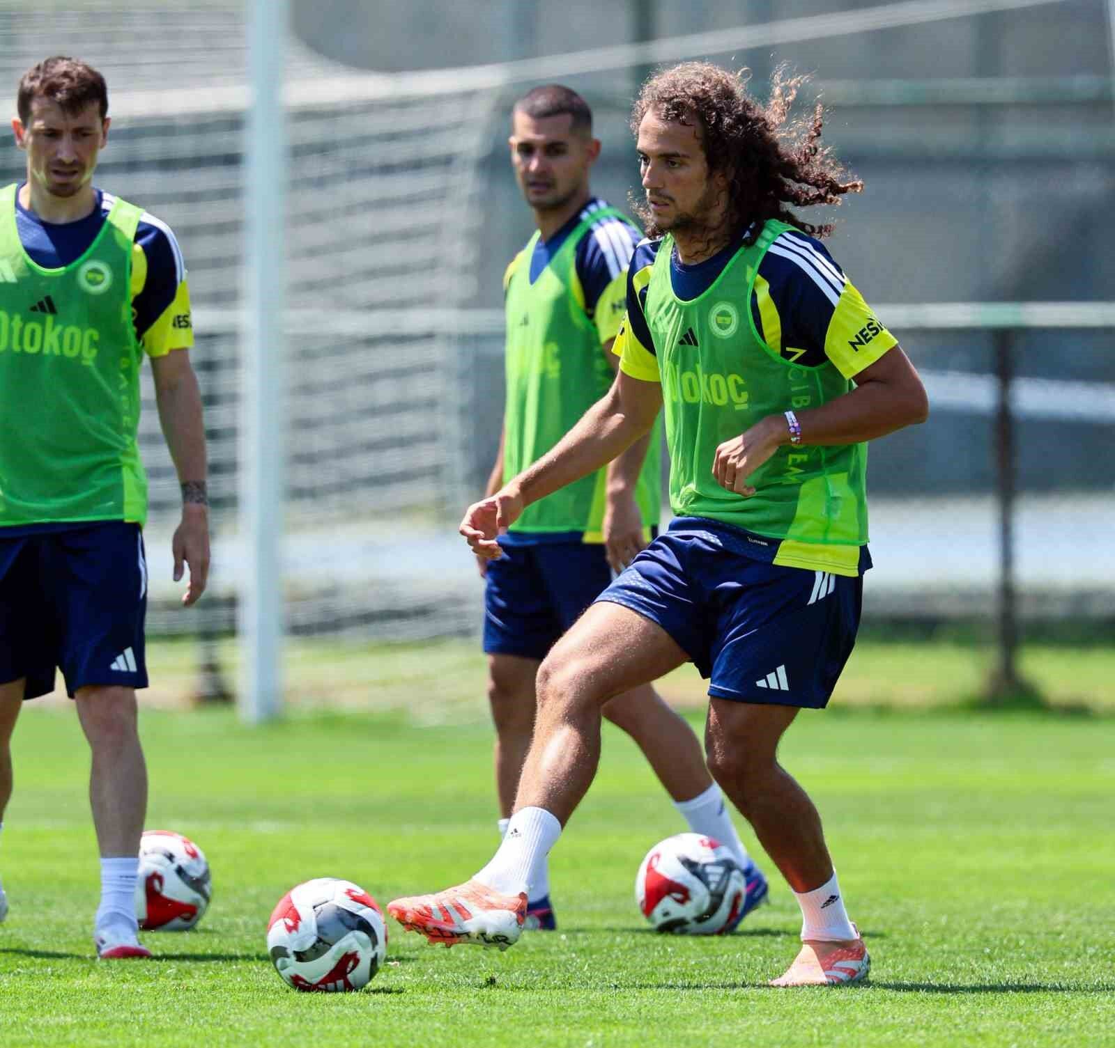 Denizli Haber Fenerbahçe’de Yeni Sezon Hazırlıkları Devam Ediyor0