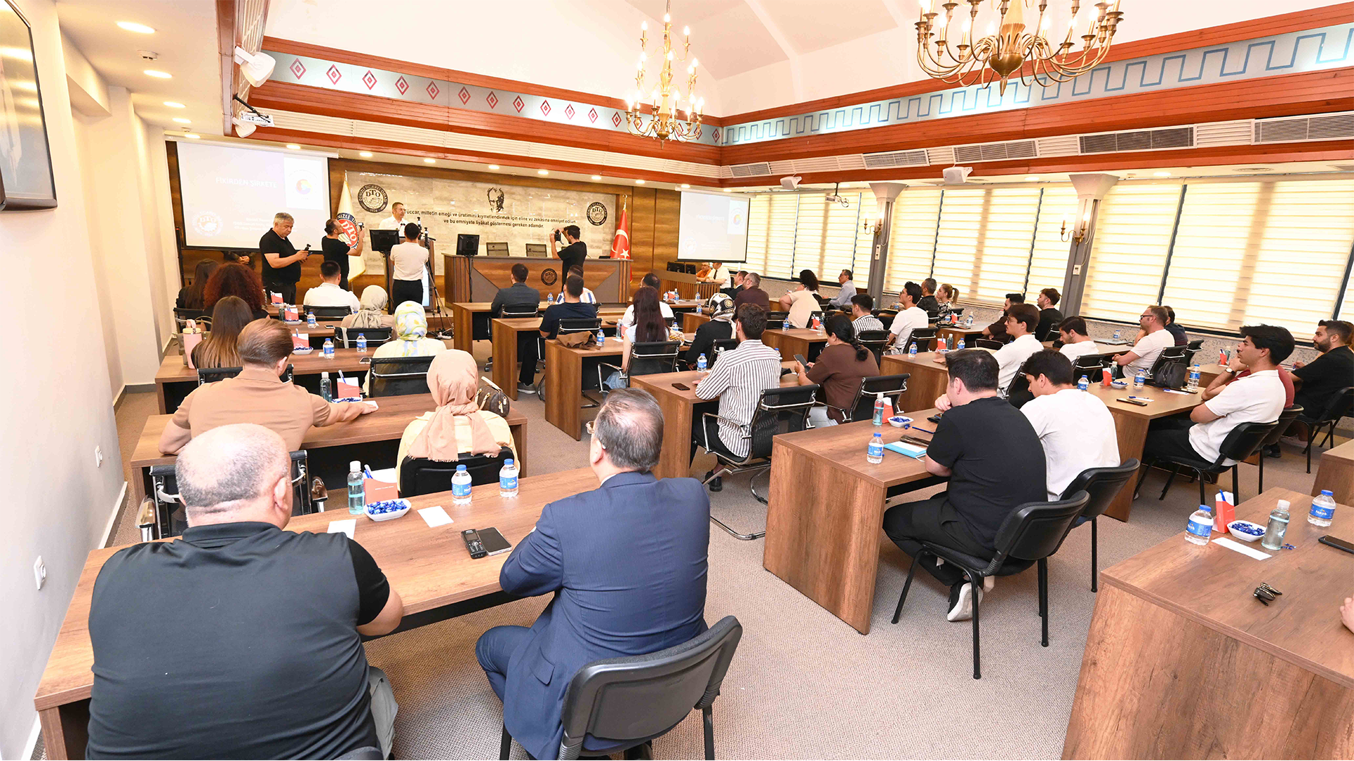 Denizli Haber Genç Girişimciler, Iş Dünyasına Hazırlanıyorlar2
