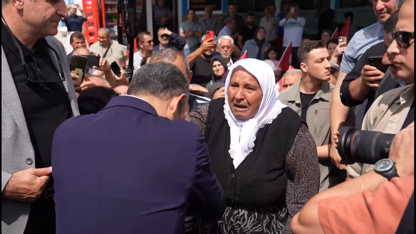 Denizli Haber Özgür Özel Serinhisar1