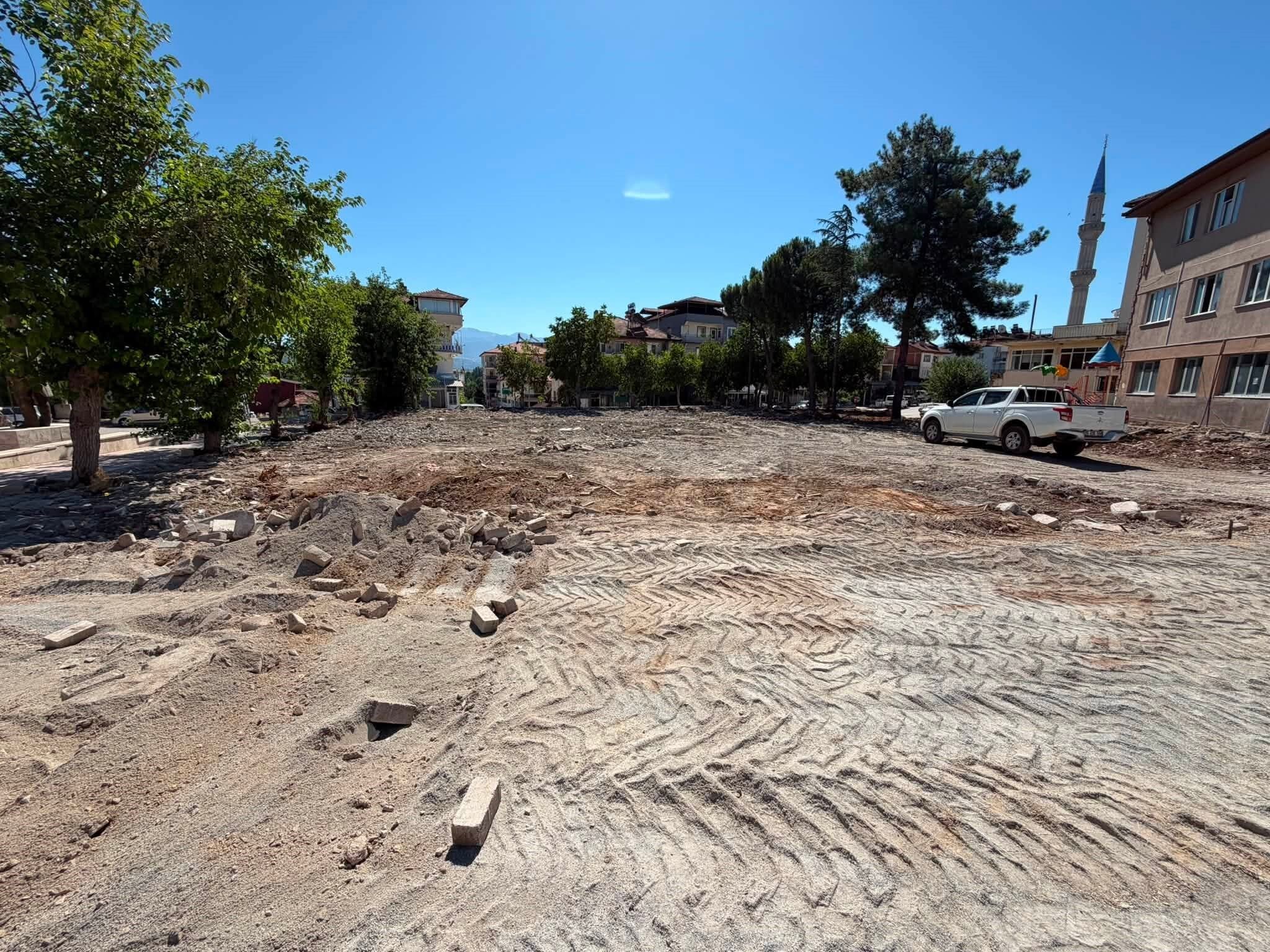 Denizli Haber Beyağaççarşımeydanı (1)