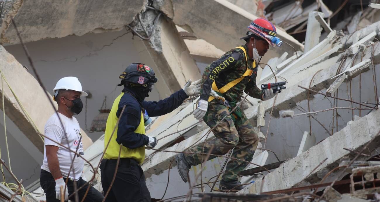 Denizli Haber Dünya Deprem, (2)