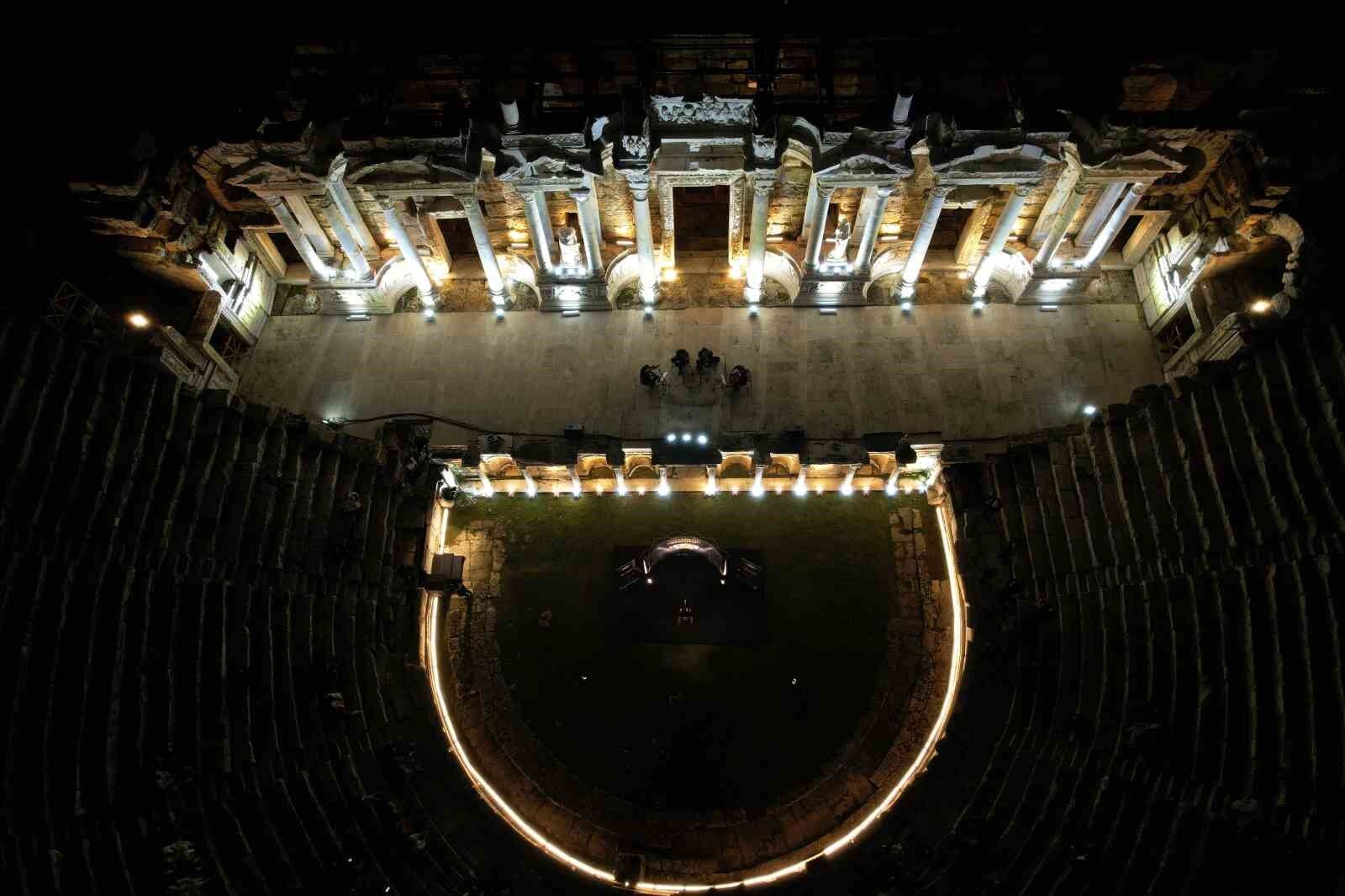Denizli Haber Pamukkale Gece (2)